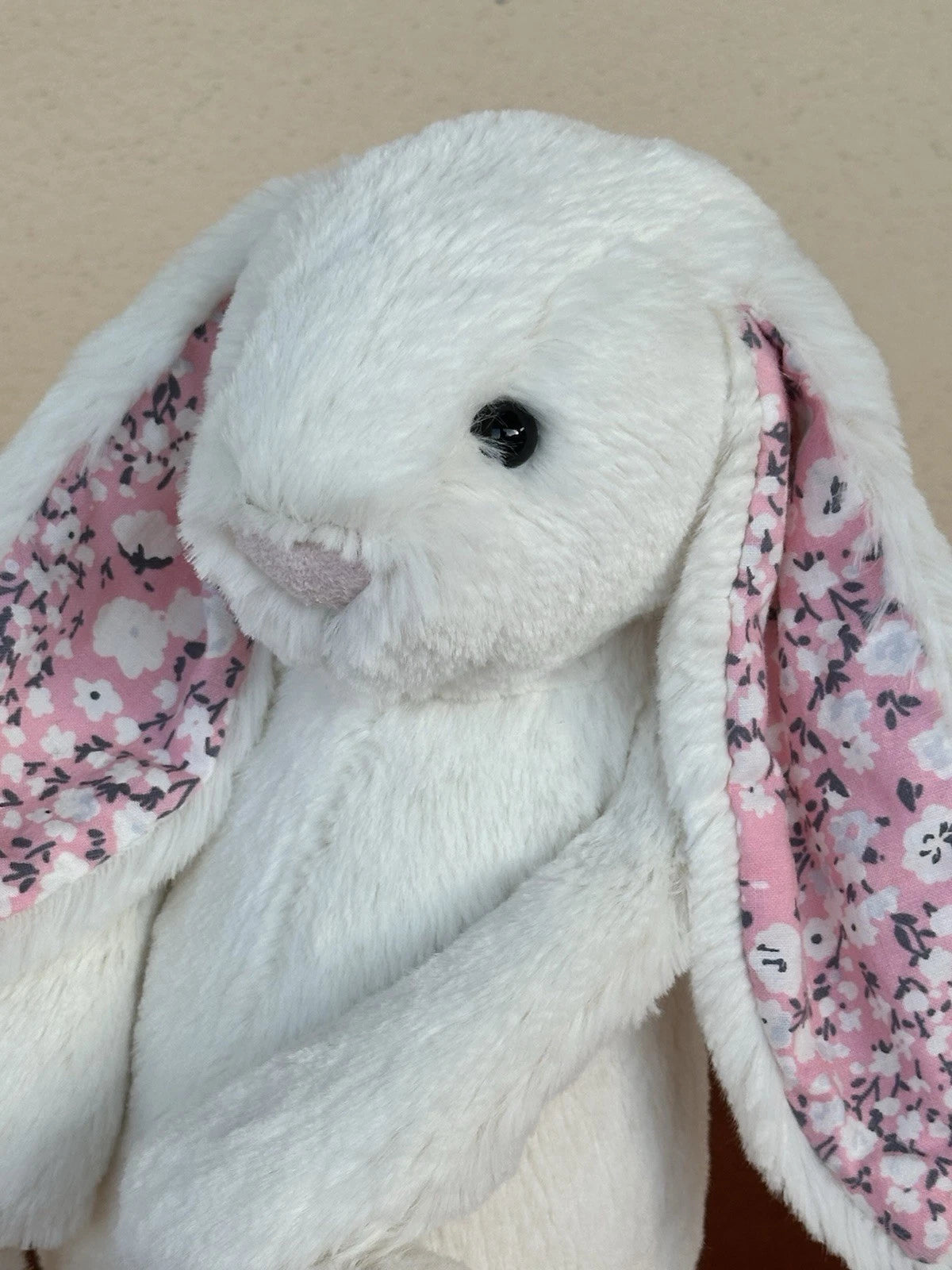 NUOVO coniglietto Jellycat Medium Bashful crema fiori ciliegio nuovo con etichette coniglio in pensione peluche