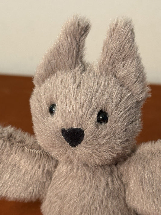 Pipistrello Jellycat Fluffy nuovo con etichette piccolo Nocturne bambino grigio 12 cm estremamente raro ritirato-