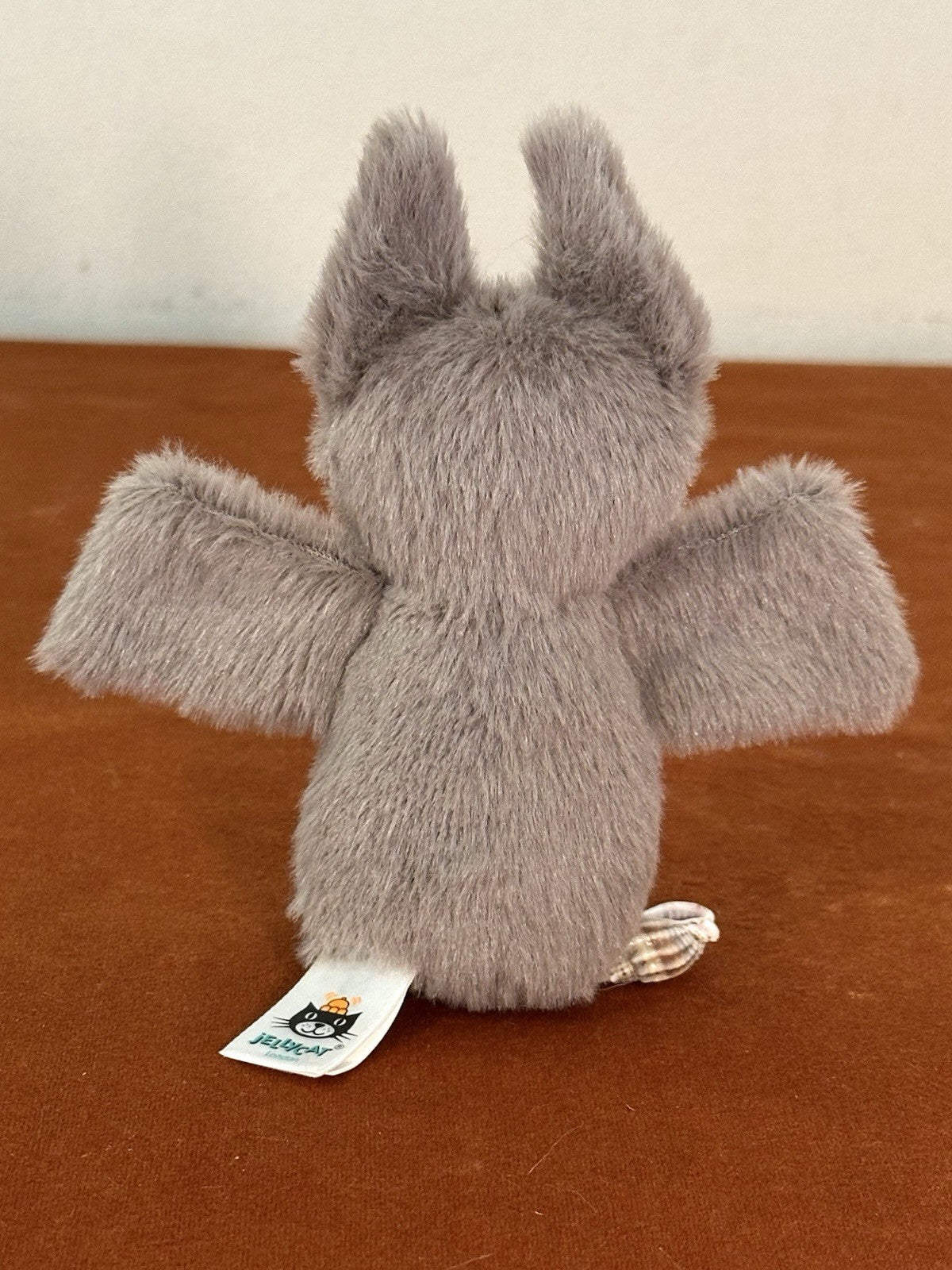 Pipistrello Jellycat Fluffy nuovo con etichette piccolo Nocturne bambino grigio 12 cm estremamente raro ritirato-