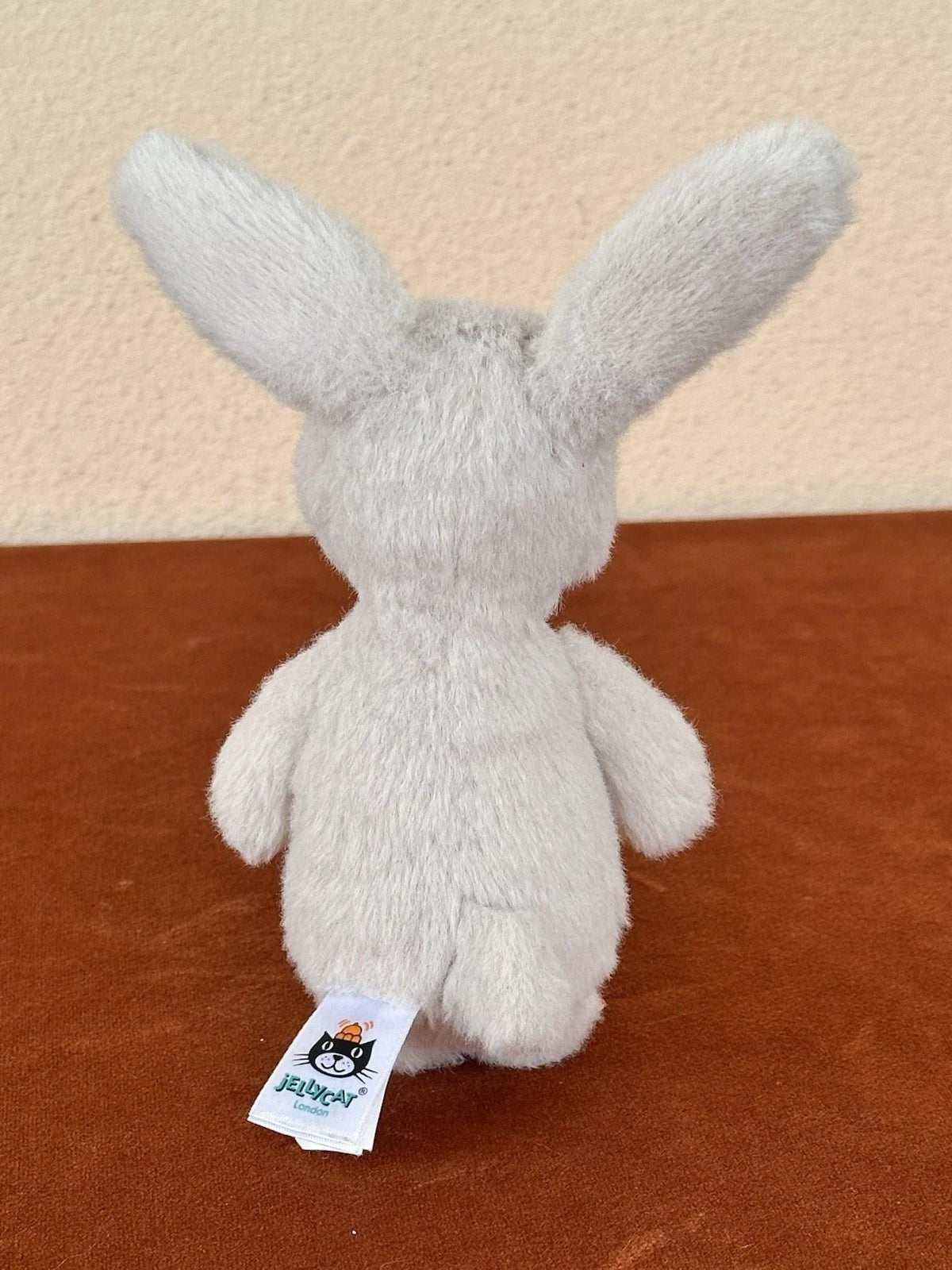 Jellycat Oatmeal Fluffy Bunny BNWOT Mini Tiny Beige Rabbit Plush Retired cm.13