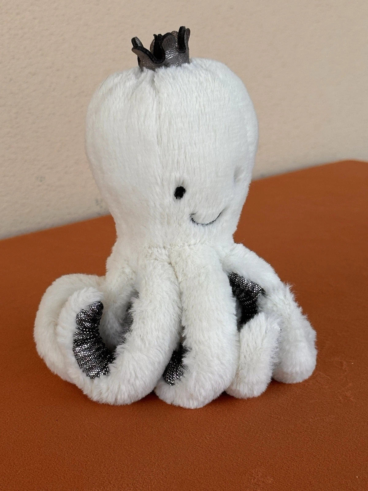 Jellycat Baby Cosmo Octopus BNWOT Tiny Crown White Squid Sea Creature Retired