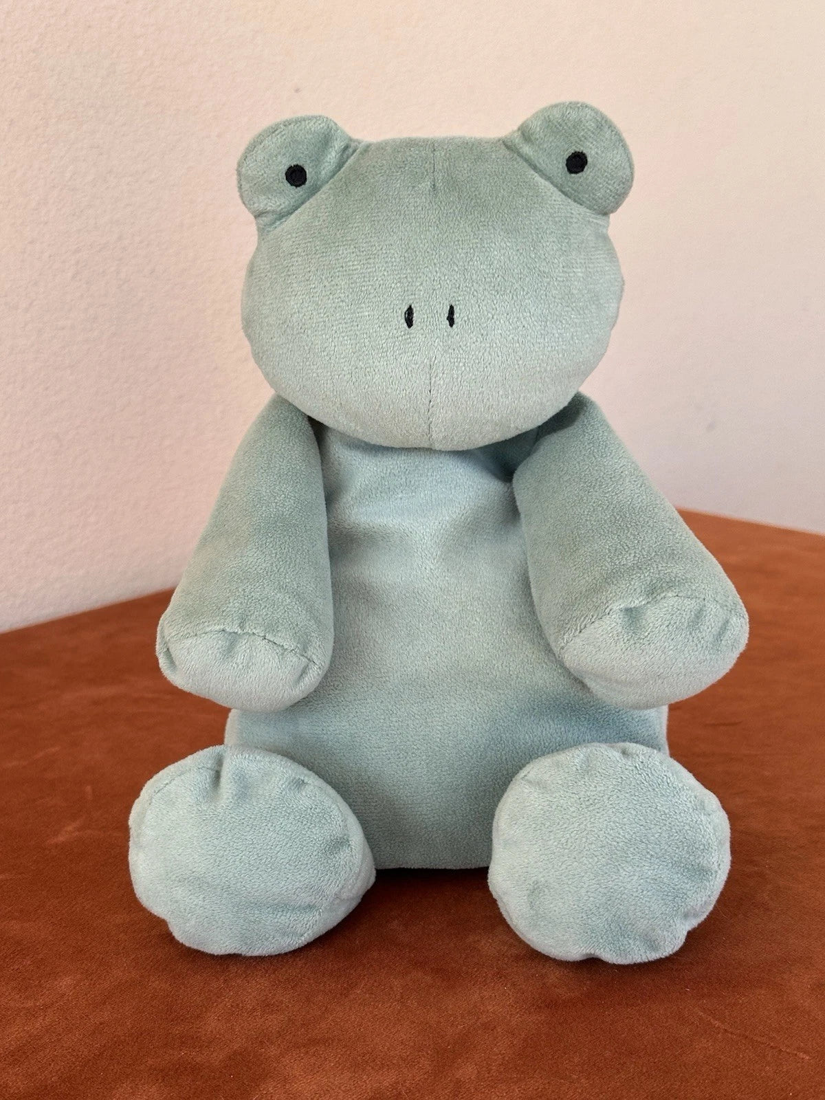Jellycat Dozydou Frog BNWOT Rare Retired Velvety Sage Green Soft Toy