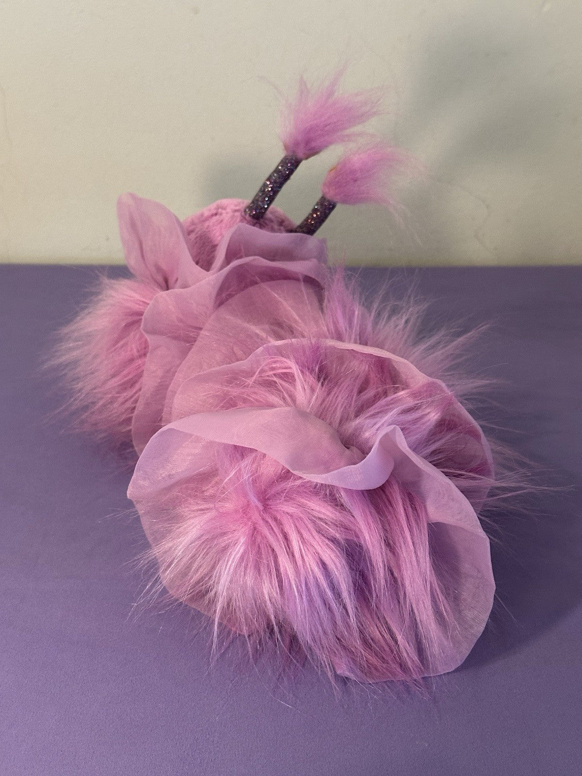 NUOVO peluche Jellycat Lady Shimma-Pilla nuovo con etichette rosa glitterato bruco HTF ritirato-