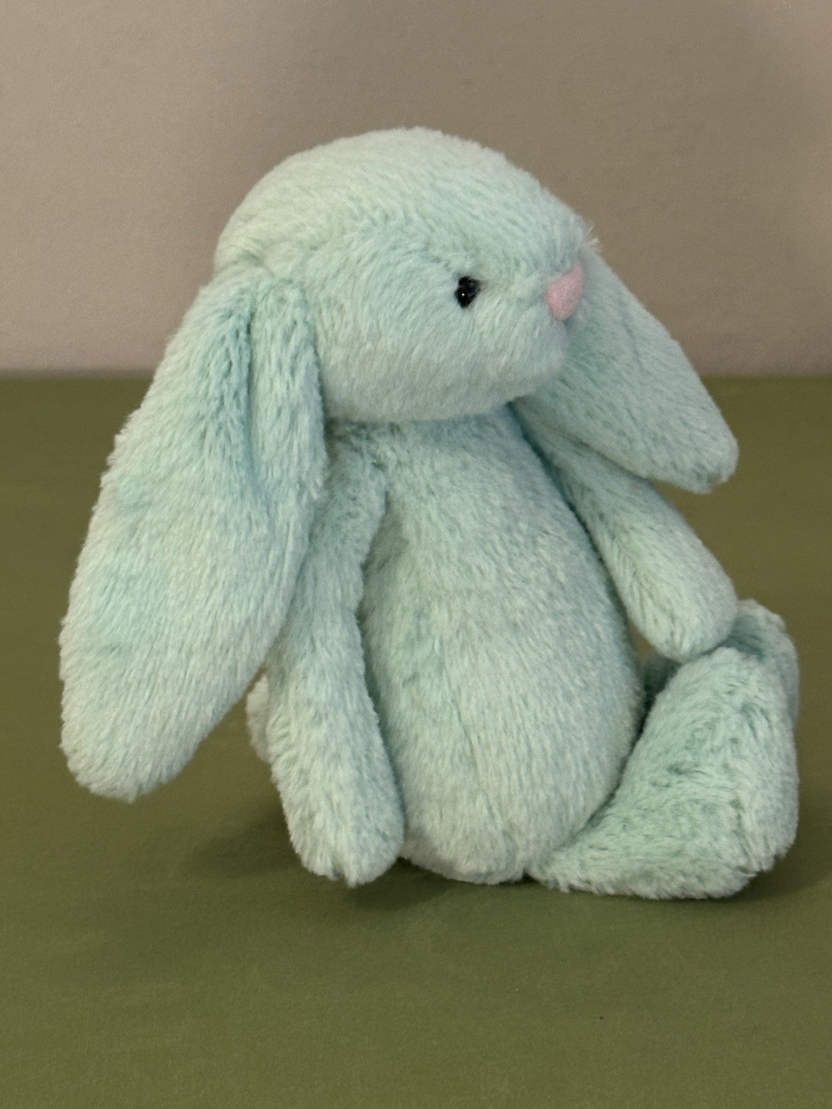 Peluche morbido coniglietto Jellycat piccolo timido come nuovo coniglio verde chiaro ritirato raro-