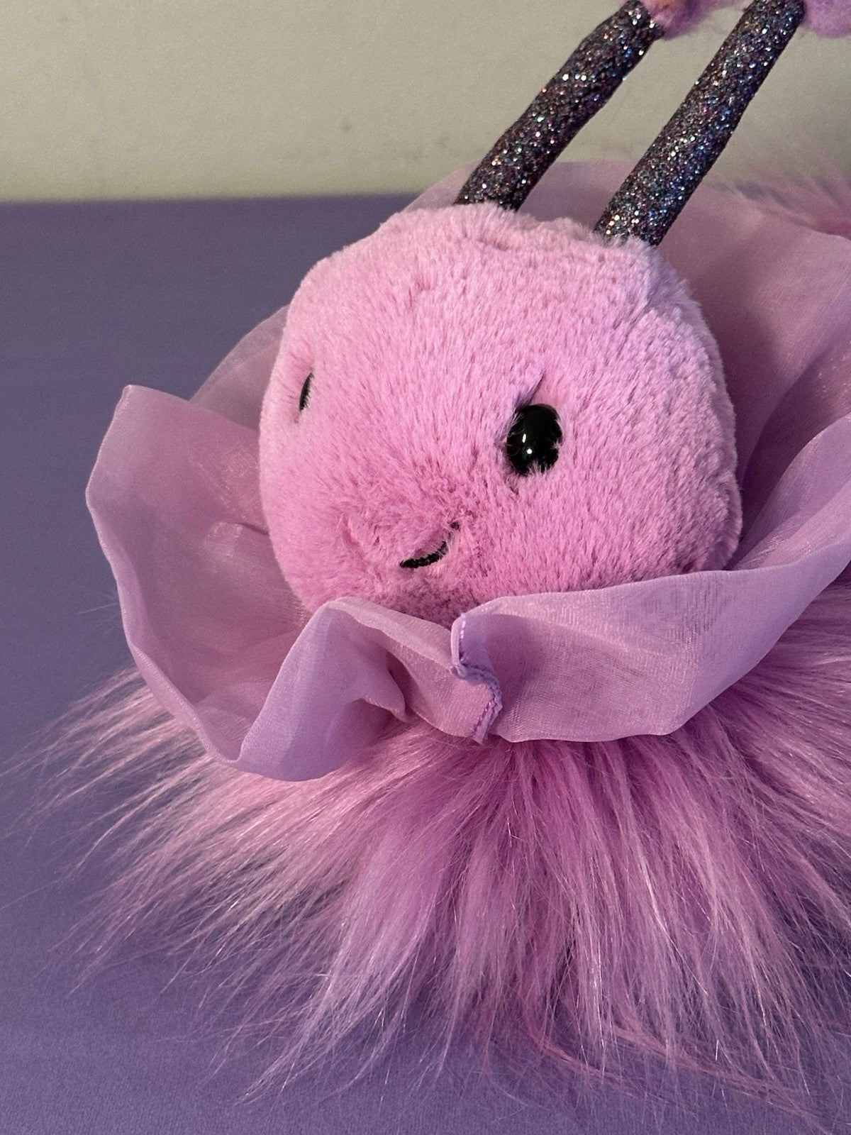 NUOVO peluche Jellycat Lady Shimma-Pilla nuovo con etichette rosa glitterato bruco HTF ritirato-