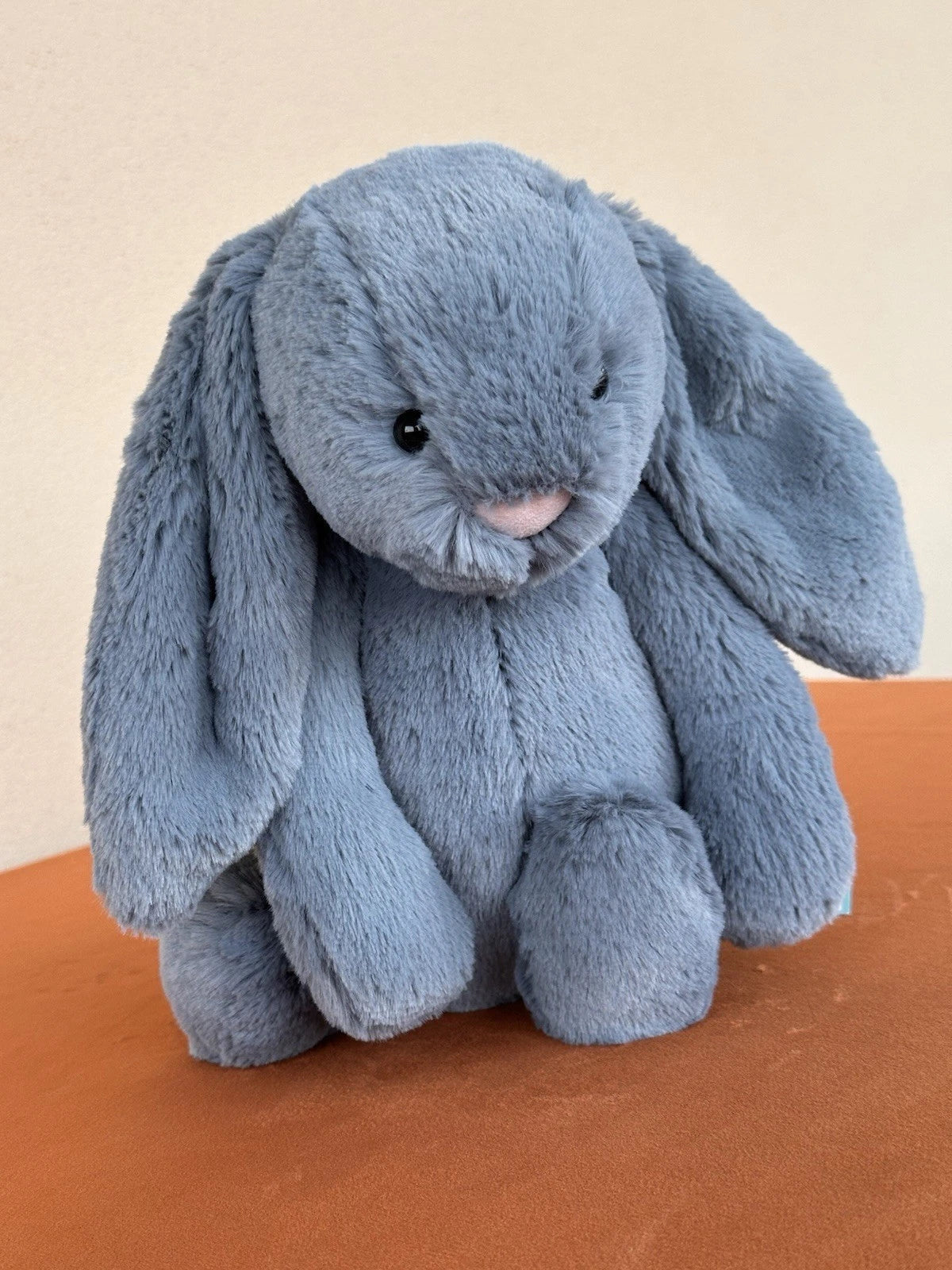 NUOVO Jellycat Medium Bashful coniglietto blu scuro nuovo con etichette coniglio in pensione morbido giocattolo peluche