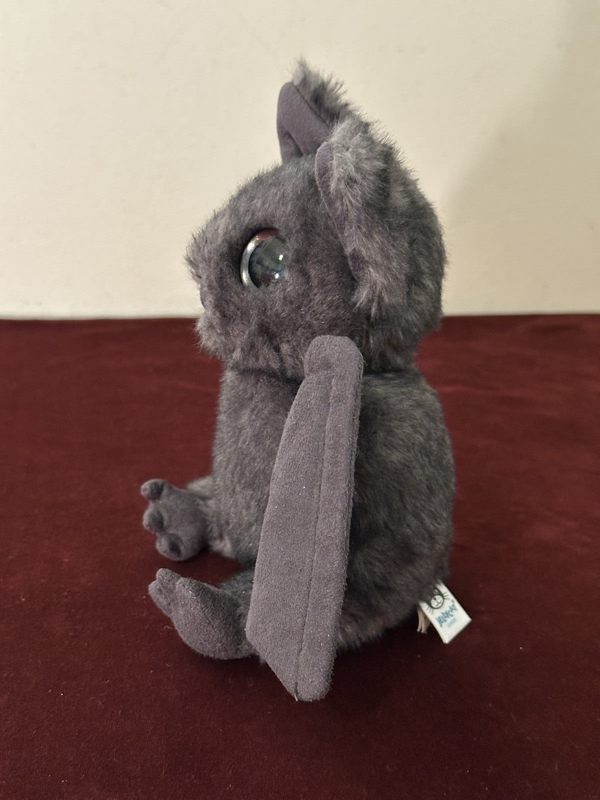 Pipistrello notturno Jellycat grigio antracite pipistrello notturno 19 cm altezza 22 cm larghezza occhi grandi-