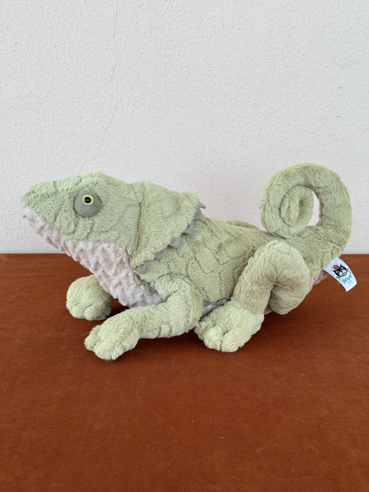 Jellycat Logan Lizard NWOT Green Reptile Soft Toy Retired Rare Collectible Plush