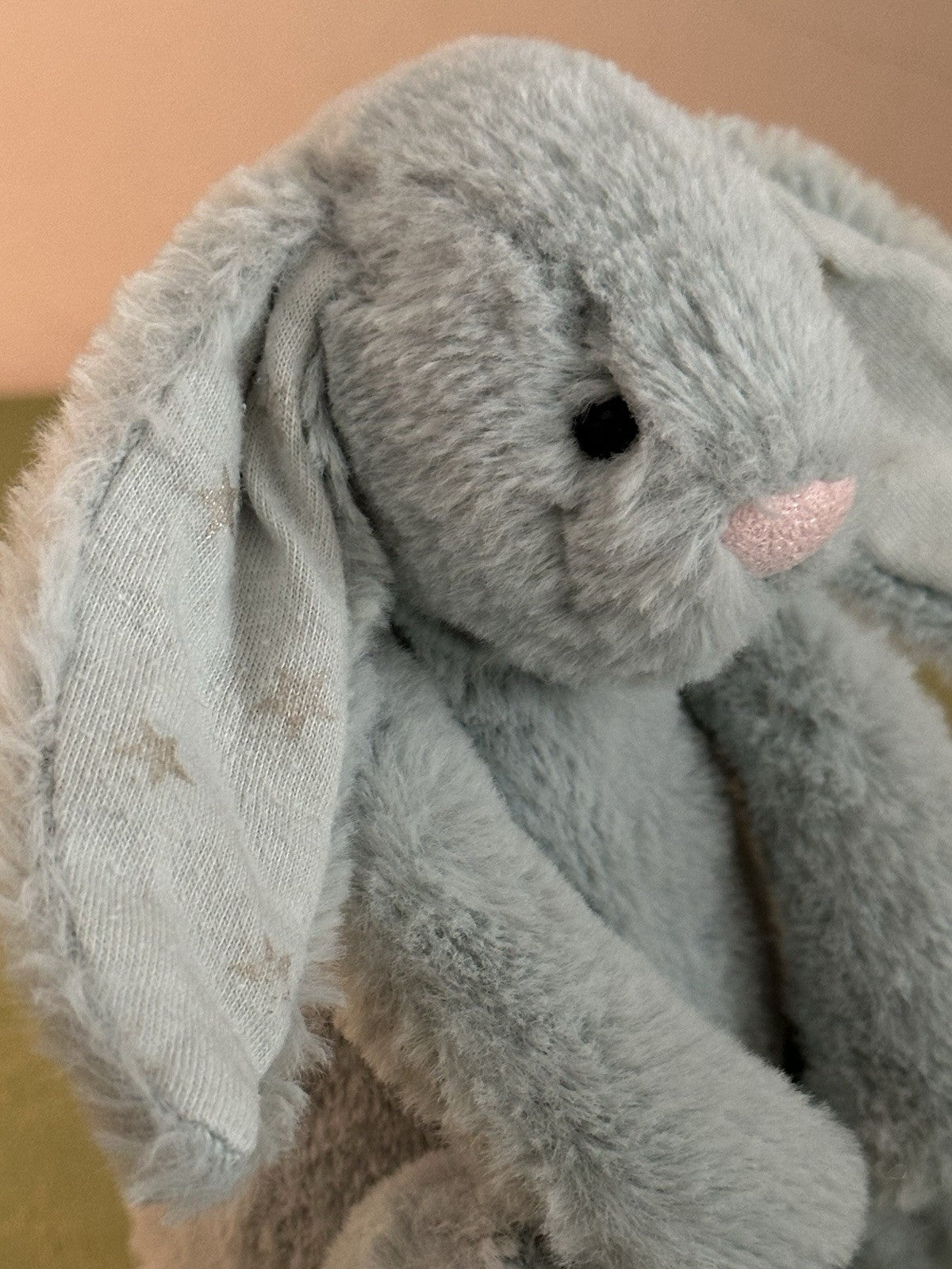 Jellycat piccolo coniglietto scintillante timido verde salvia con stelle argento coniglio-