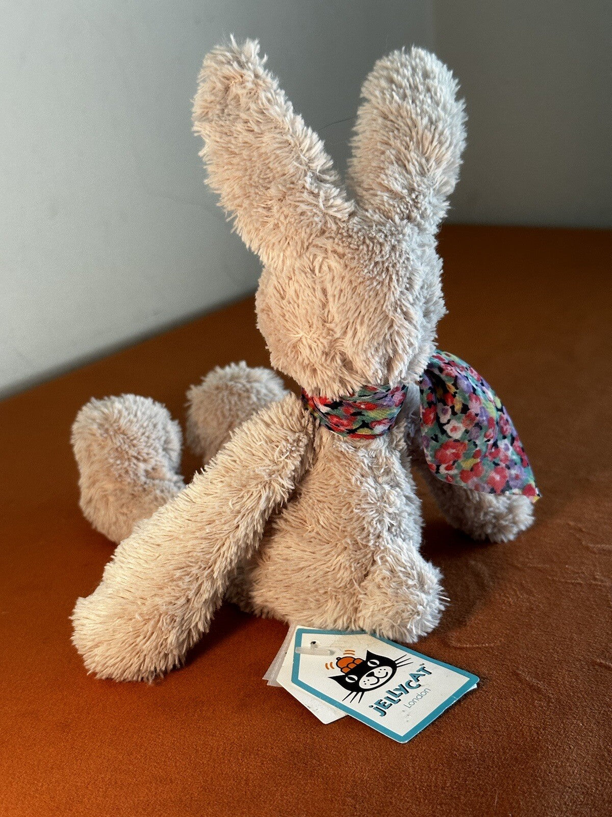 NUOVO Jellycat Chi Chi Bunny Nuovo con etichette con sciarpa giocattolo morbido piumone peluche bambino-