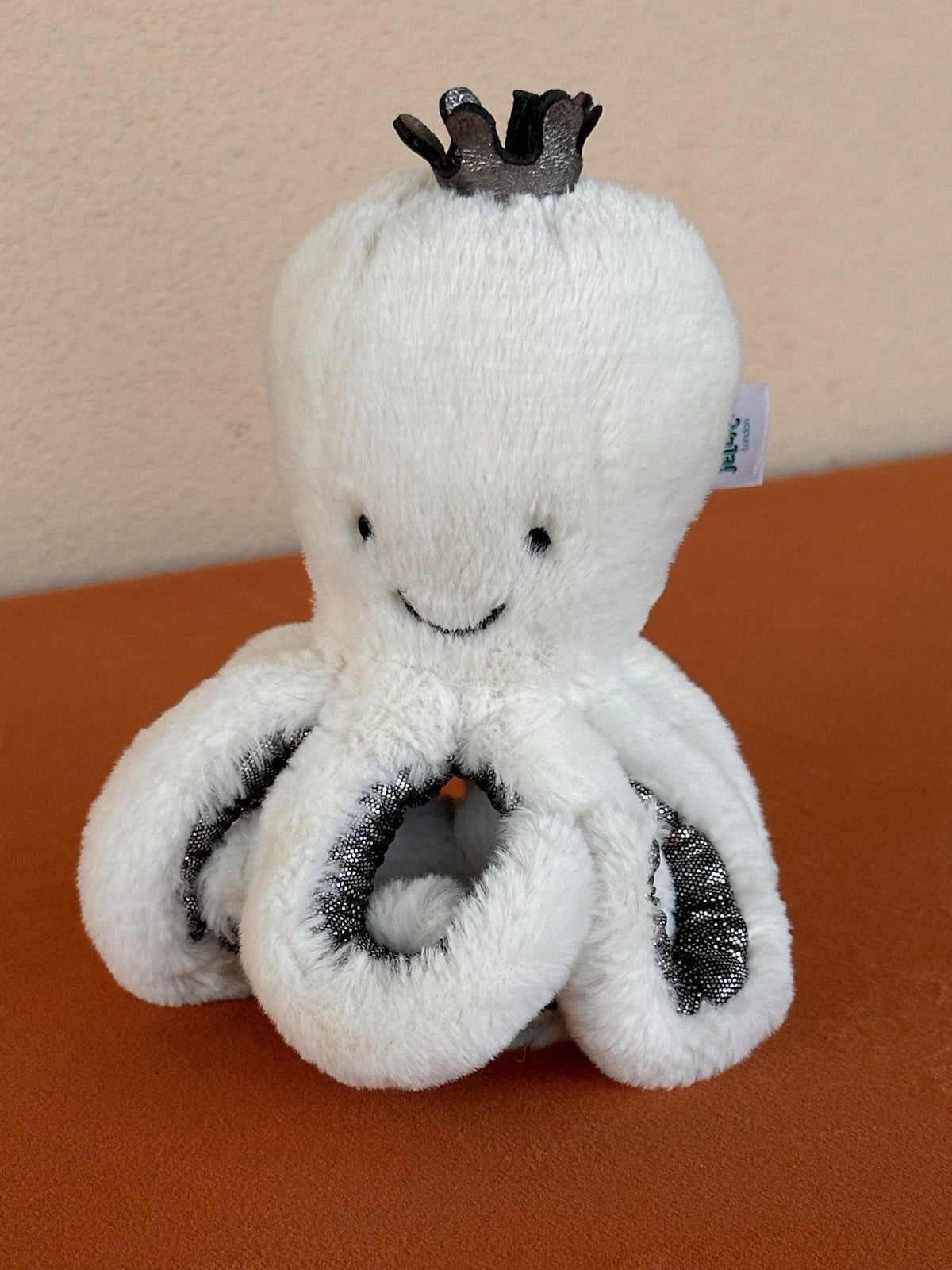Jellycat Baby Cosmo Octopus BNWOT Tiny Crown White Squid Sea Creature Retired