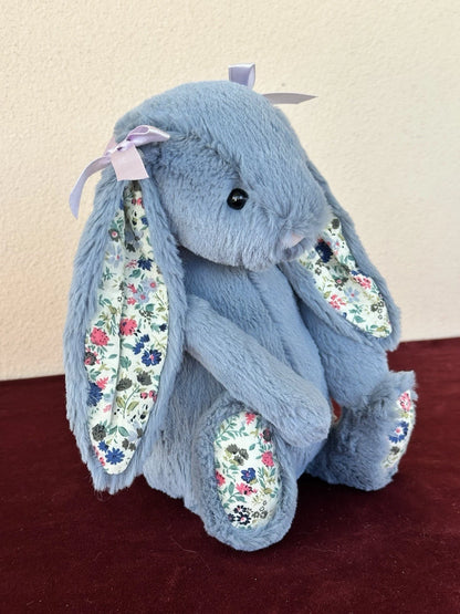 NUOVO coniglietto Jellycat Medium Bashful blu scuro fiori nuovo con etichette coniglio in pensione peluche