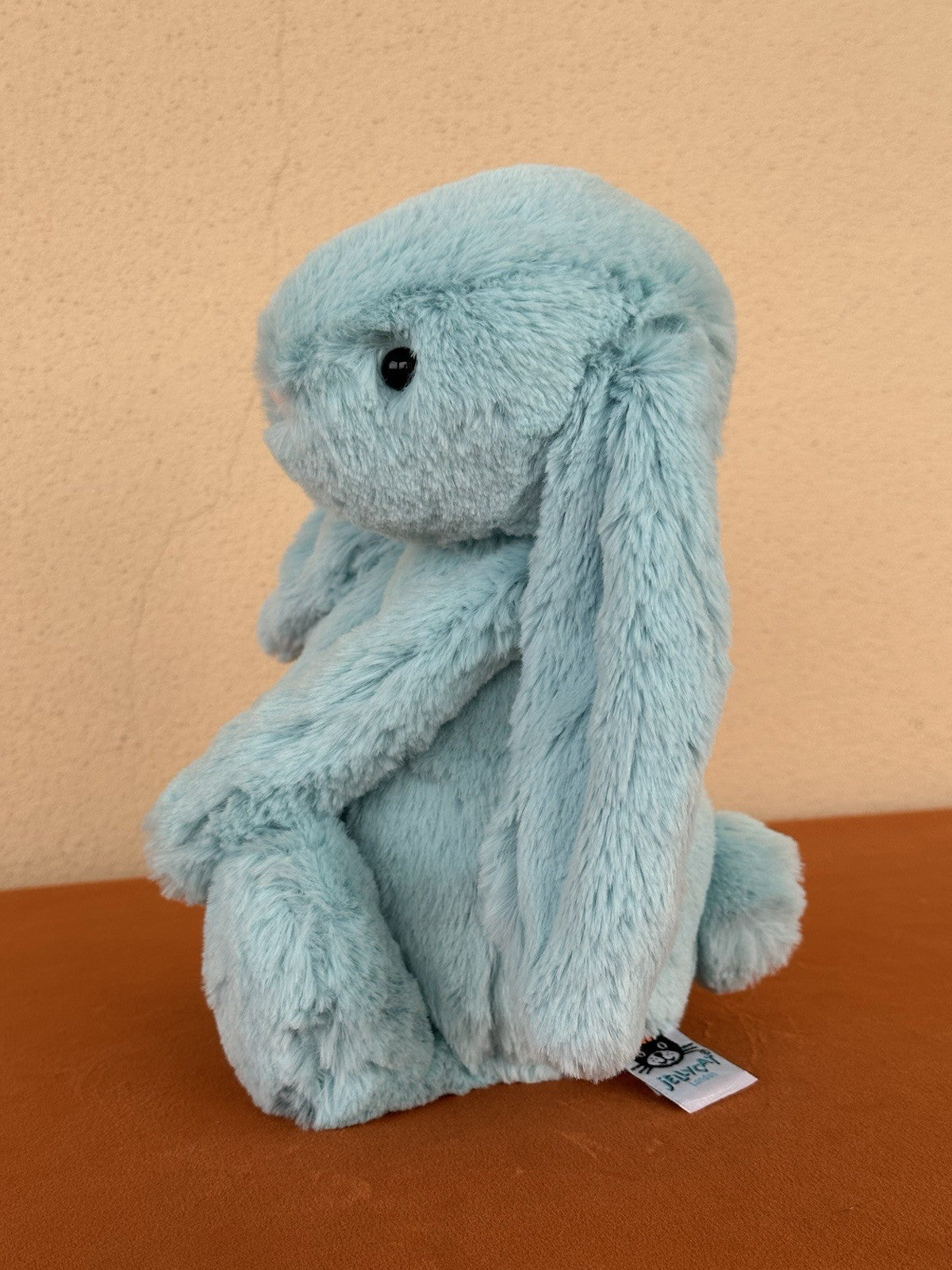 Jellycat Medium Bashful Aqua Bunny BNWOT Retired Rare Soft Toy Rabbit Plush