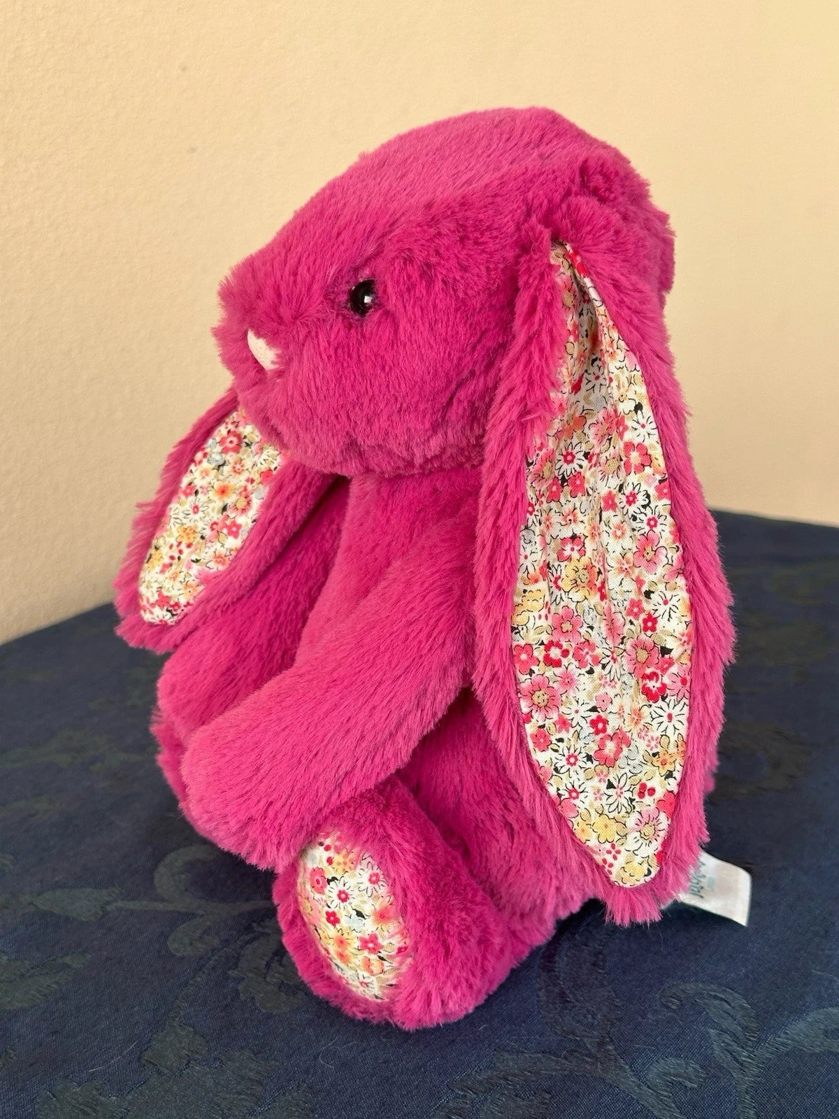 Jellycat Medium Bashful Rose Blossom Bunny Rare Retired Hot Pink Rabbit Plush