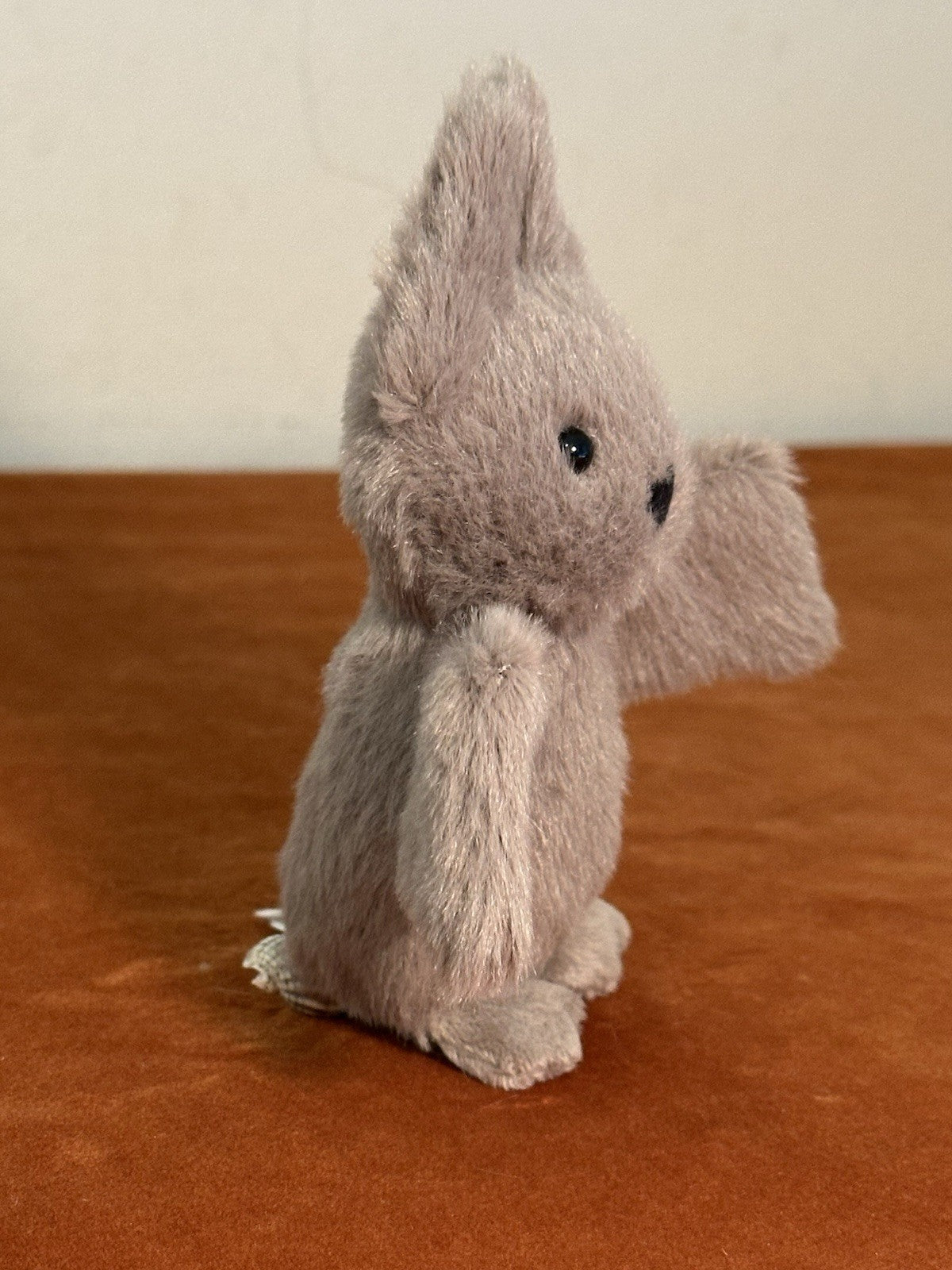 Pipistrello Jellycat Fluffy nuovo con etichette piccolo Nocturne bambino grigio 12 cm estremamente raro ritirato-