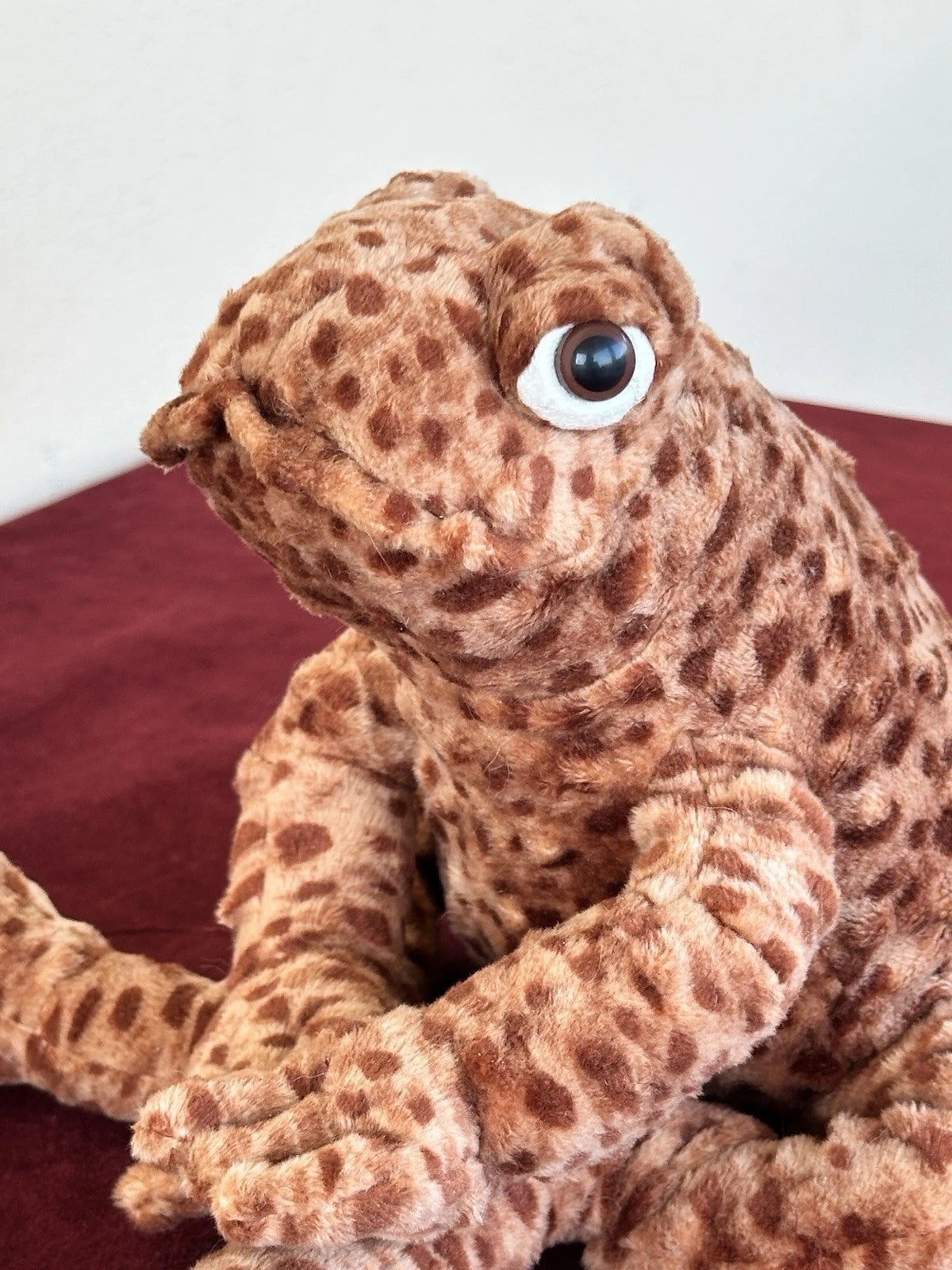 Jellycat Toby Toad BNWOT Medium Brown Soft Toy Beanie 12in Retired Rare Plush