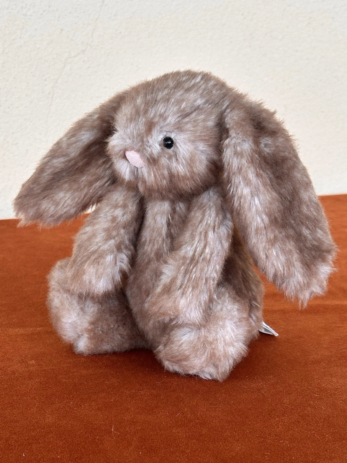 Jellycat Small Bashful Pecan Bunny BNWOT Woodland Brown Rabbit Retired HTF
