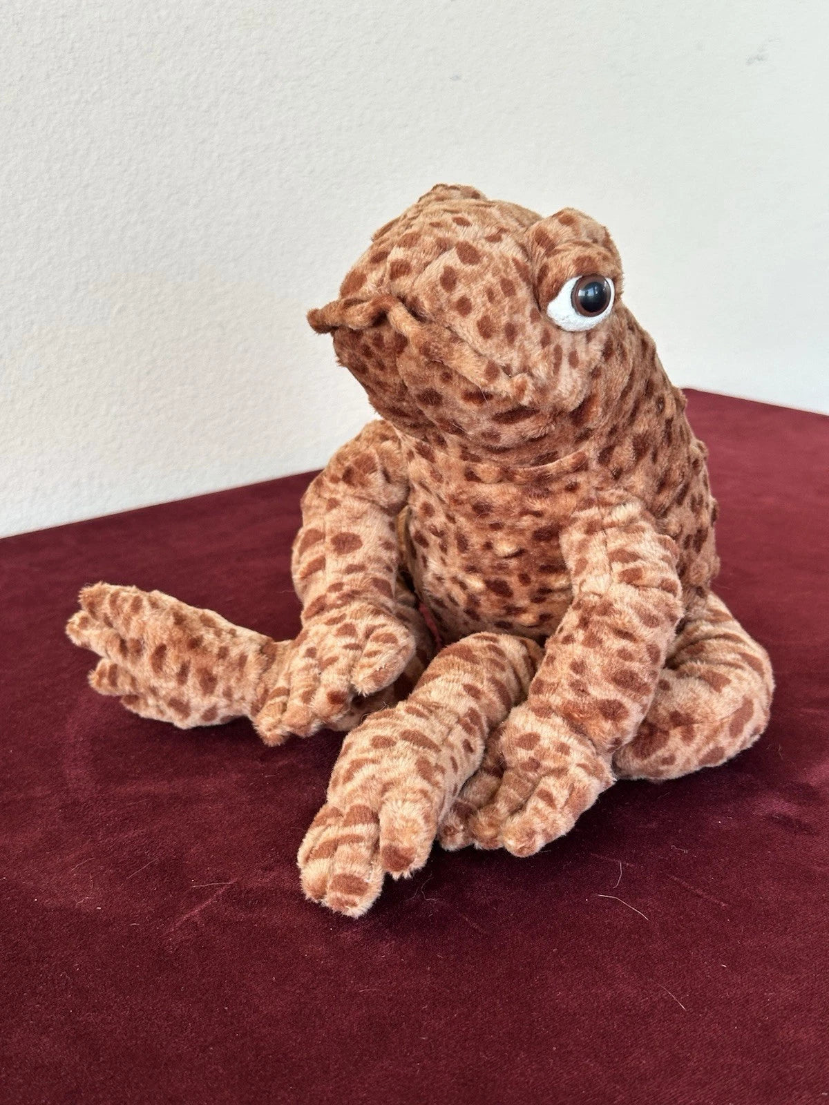 Jellycat Toby Toad BNWOT Medium Brown Soft Toy Beanie 12in Retired Rare Plush