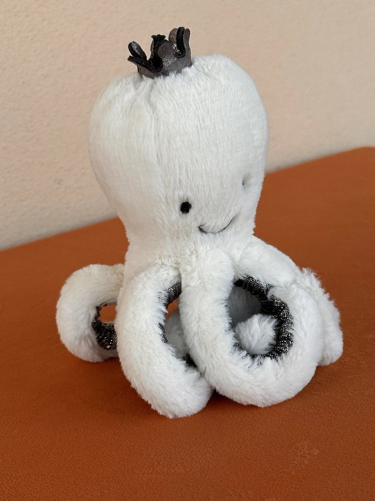 Jellycat Baby Cosmo Octopus BNWOT Tiny Crown White Squid Sea Creature Retired