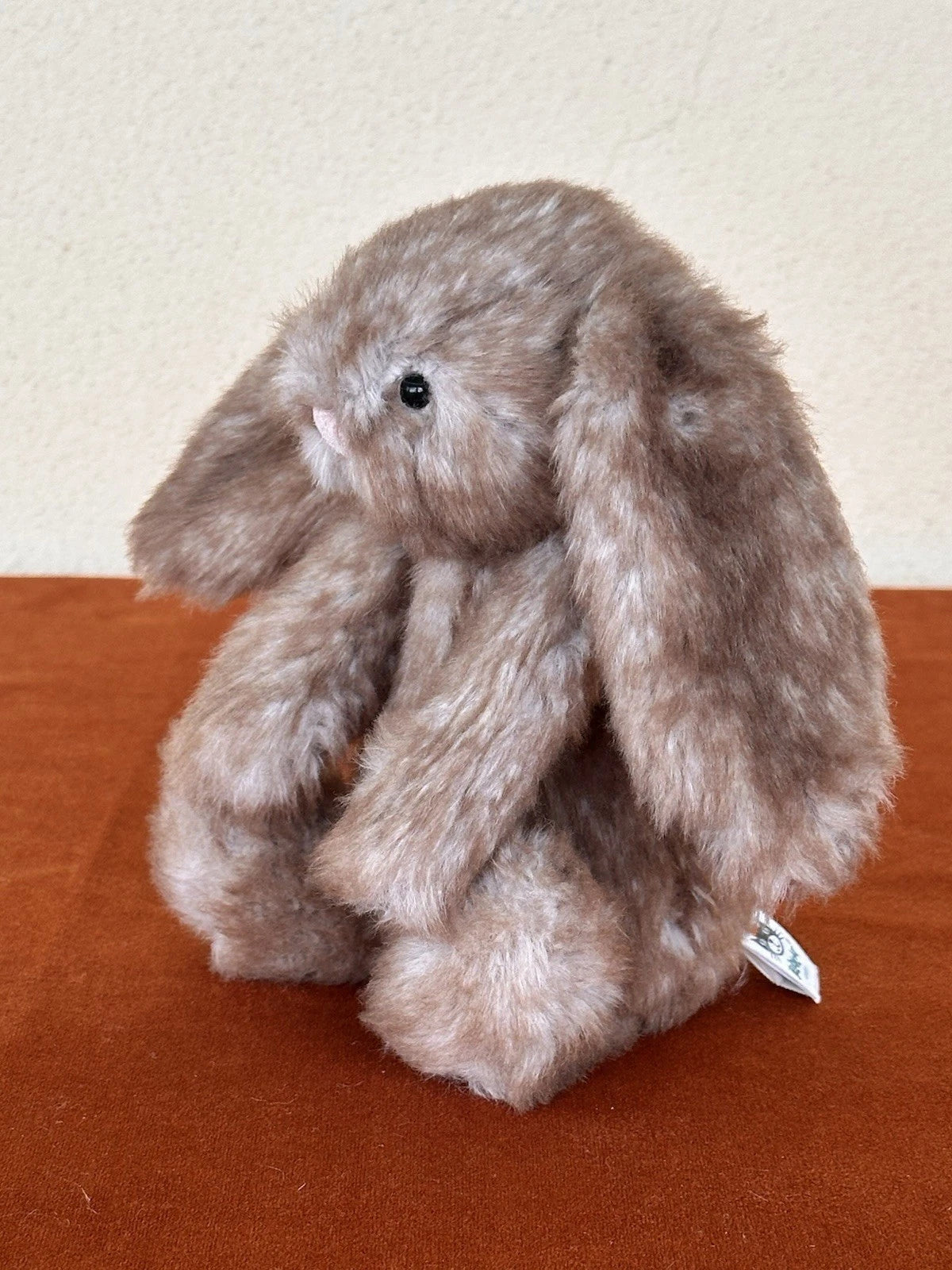Jellycat Small Bashful Pecan Bunny BNWOT Woodland Brown Rabbit Retired HTF