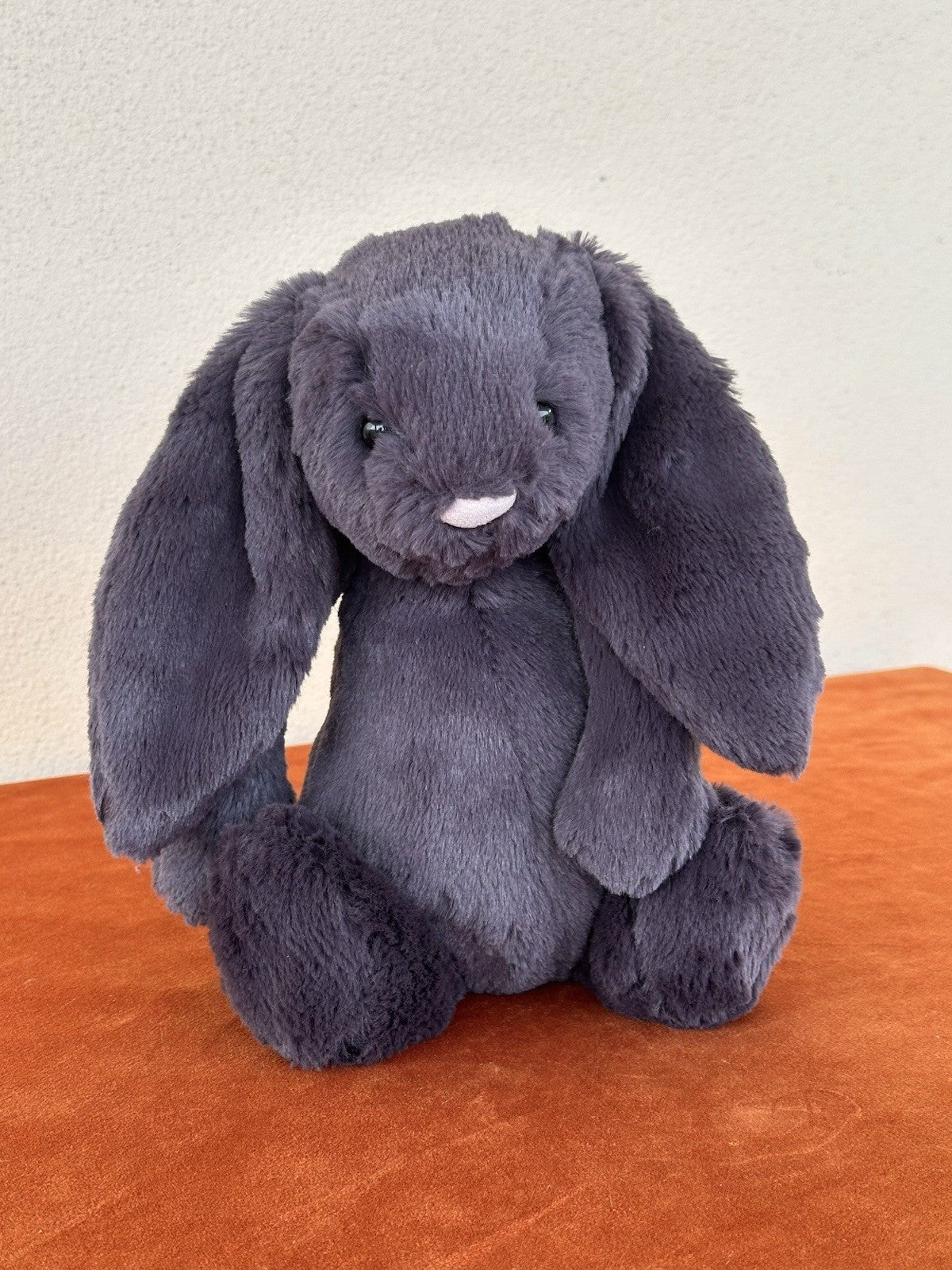 Jellycat Medium Bashful Inky Bunny BNWOT Dark Grey Rabbit Retired Rare Plush