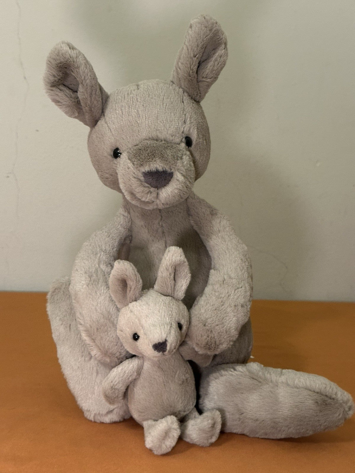 Peluche Jellycat Kara Canguro con Baby Joey nuovo senza etichette ritirato raro animale zoo cm.40-