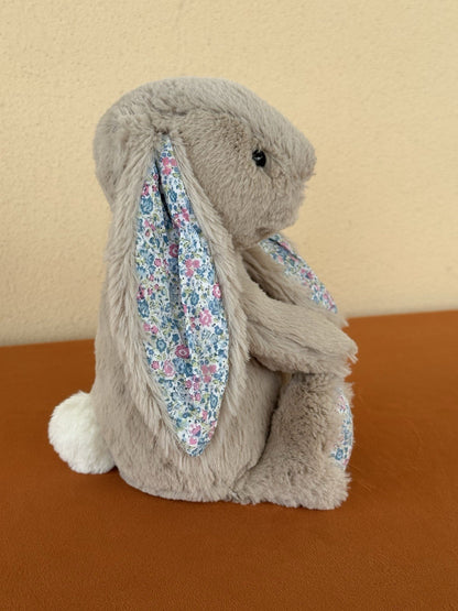 Jellycat Medium Bashful Beige Blue Blossom Bunny BNWOT Rare Retired Rabbit Plush
