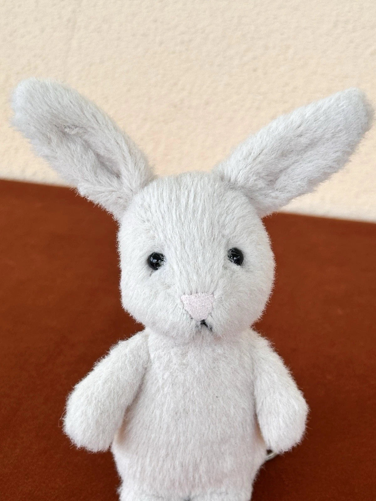 Jellycat Oatmeal Fluffy Bunny BNWOT Mini Tiny Beige Rabbit Plush Retired cm.13