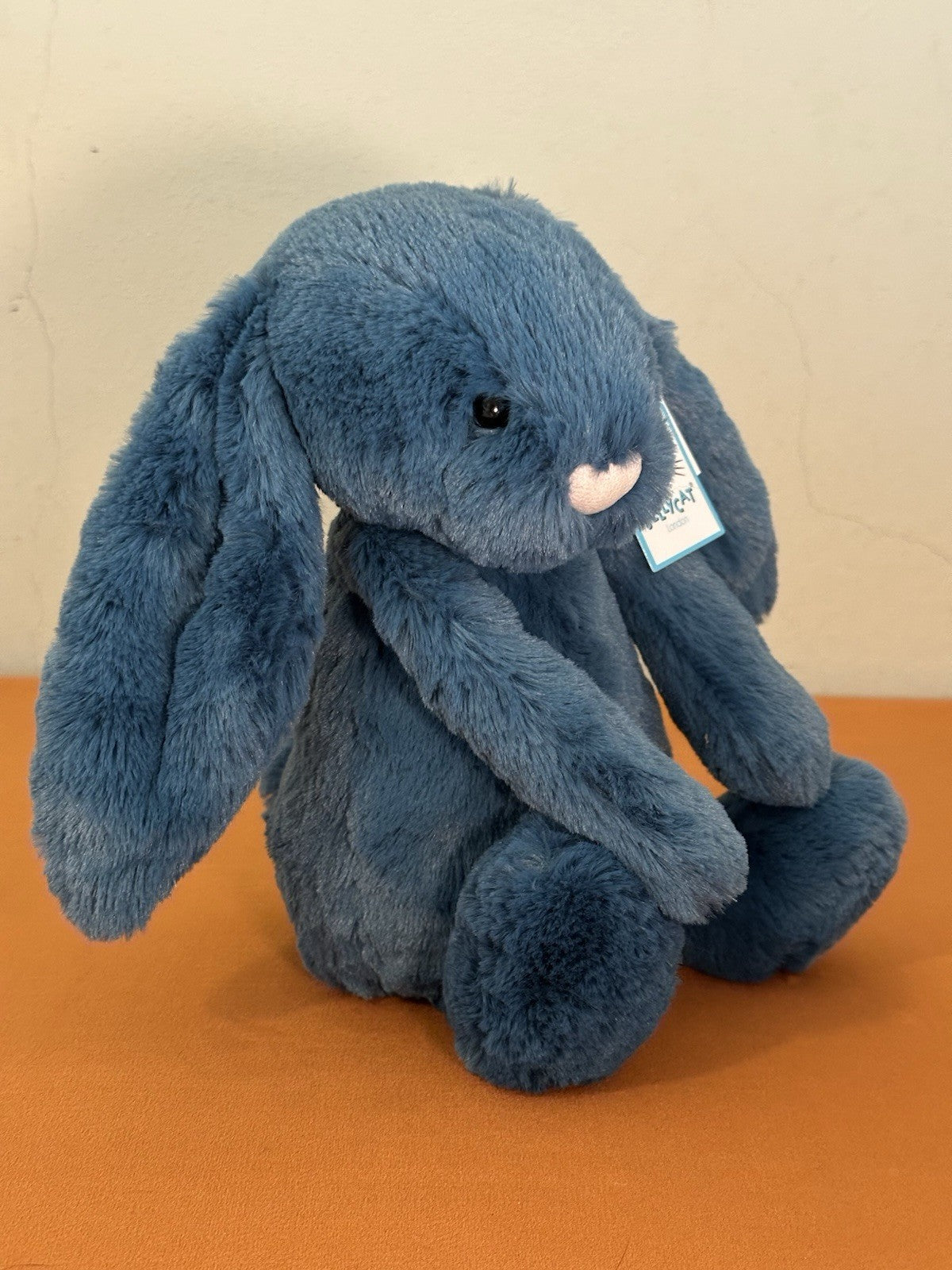 NUOVO coniglietto minerale Jellycat Medium Bashful nuovo con etichette blu benzina raro coniglio-