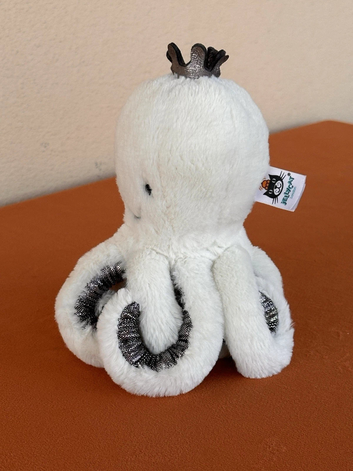 Jellycat Baby Cosmo Octopus BNWOT Tiny Crown White Squid Sea Creature Retired