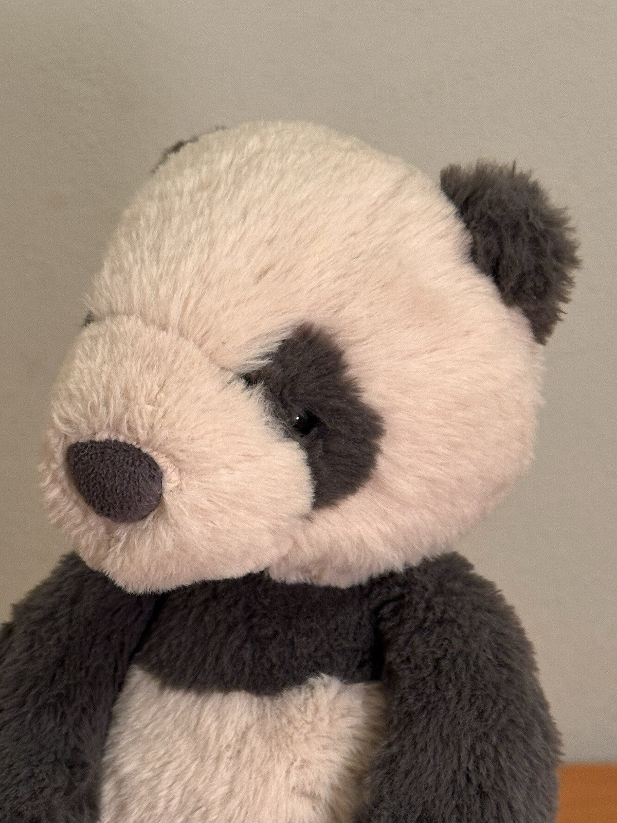 Jellycat Medium Puffles Panda nuovo senza etichette grigio scuro e farina d'avena giocattolo morbido orsacchiotto raro-