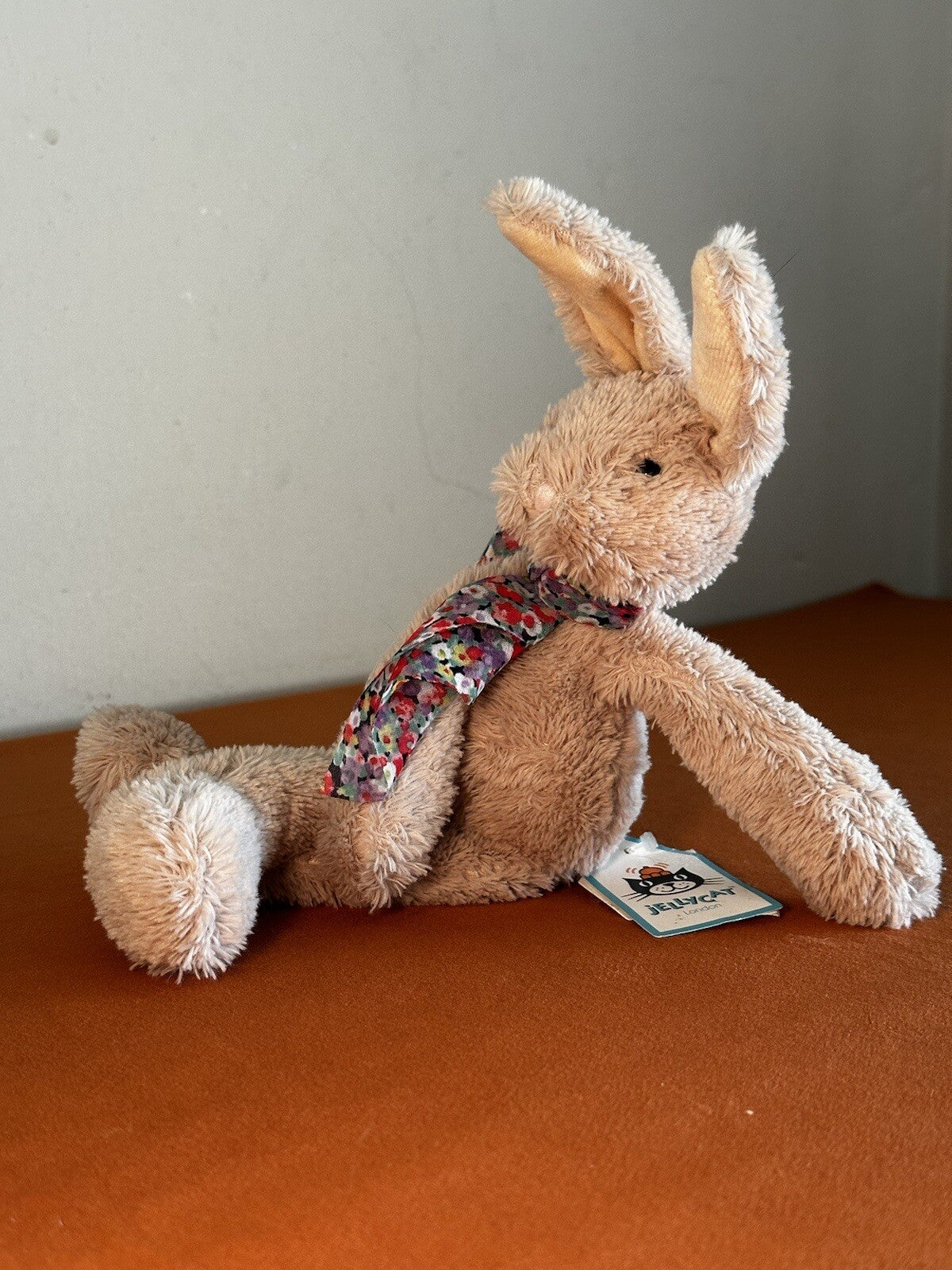 NUOVO Jellycat Chi Chi Bunny Nuovo con etichette con sciarpa giocattolo morbido piumone peluche bambino-