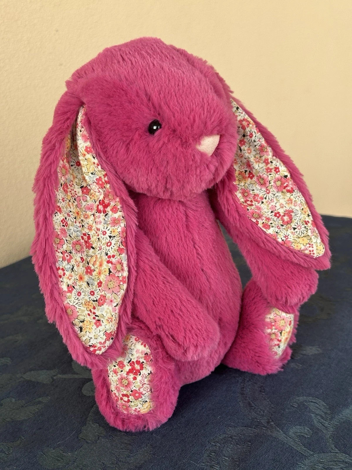 Jellycat Medium Bashful Rose Blossom Bunny Rare Retired Hot Pink Rabbit Plush