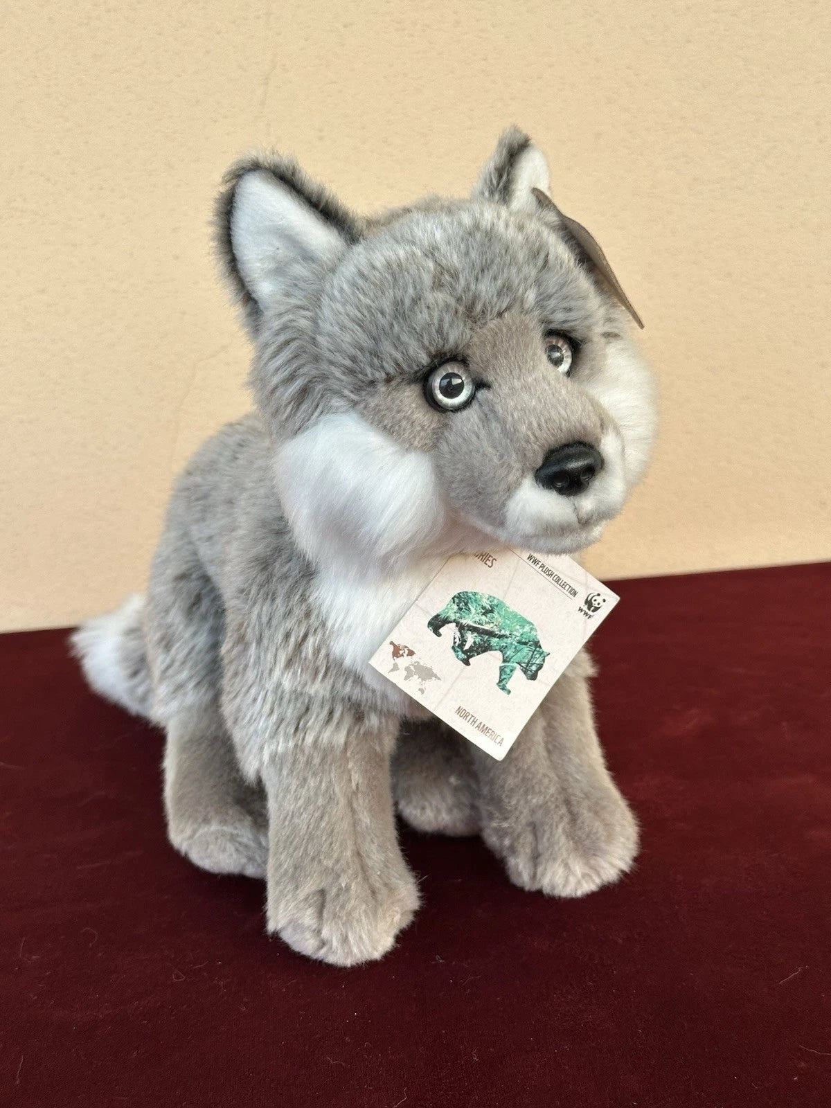 Rarissimo peluche WWF Silver Fox seduta 23 cm 9” nuovo con etichetta Artic Winter Fox ritirato