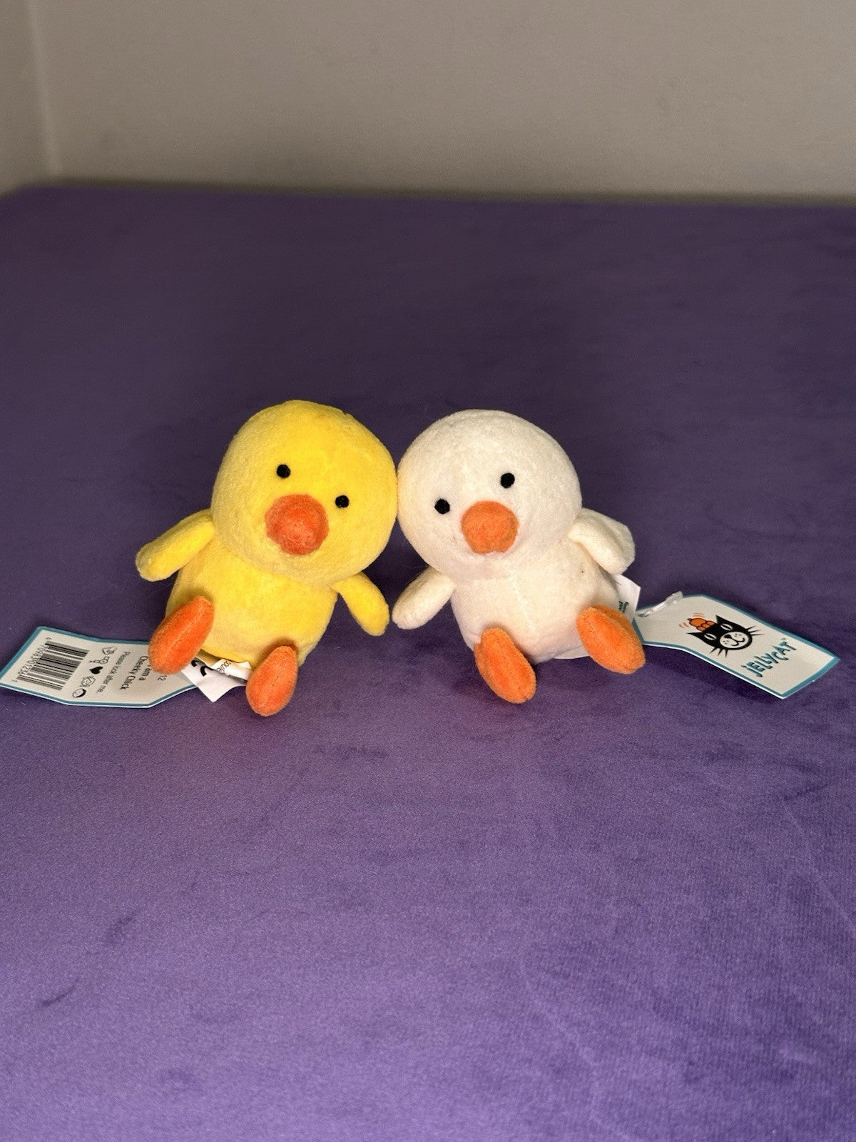 NUOVO Jellycat Cheeky Chicks nuovo con etichette coppia di pulcini gialli e panna Pasqua rari uccellini-