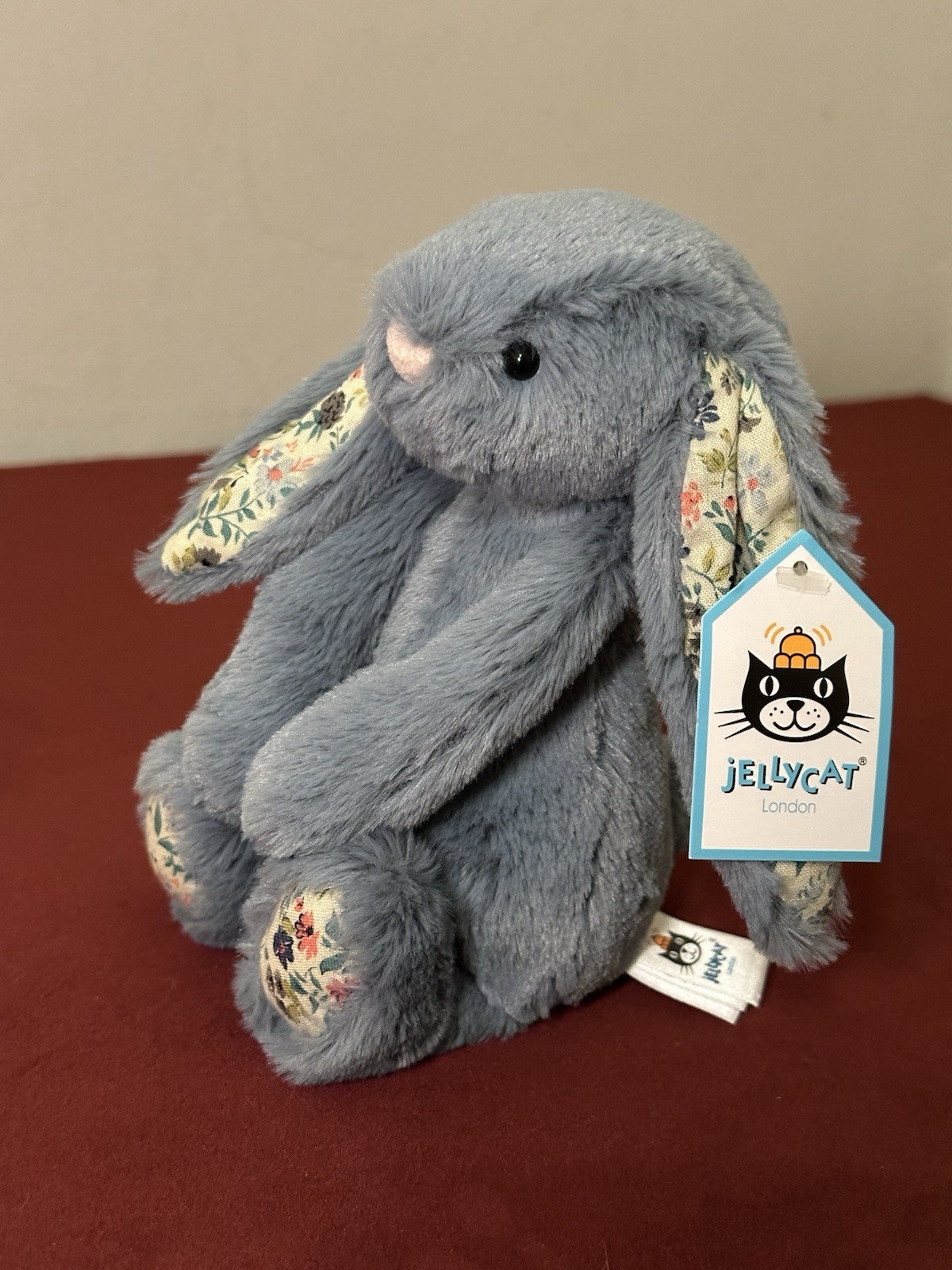 NUOVO coniglietto Jellycat Small Bashful blu scuro fiori nuovo con etichette coniglio in pensione peluche-