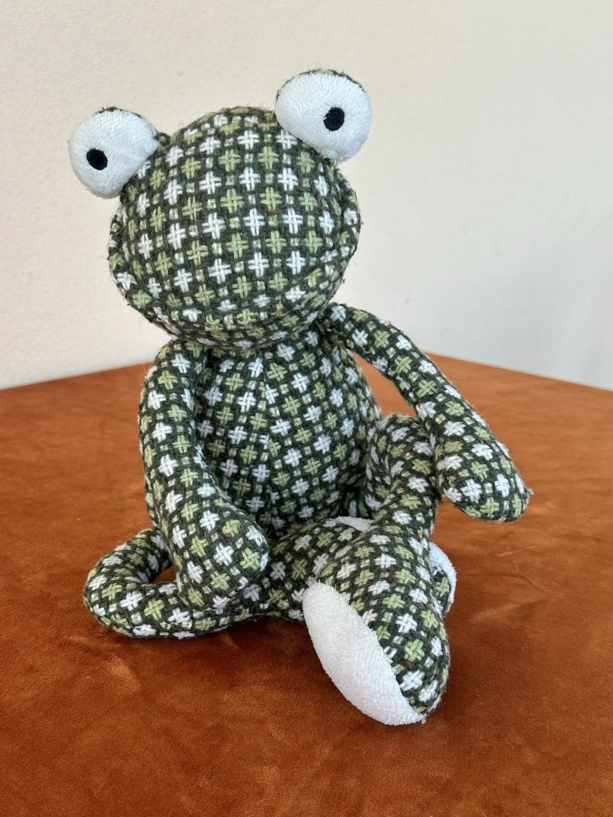 Jellycat Kooky Frog Vintage Verde/Bianco Modello Tratteggio Gambe Lunghe Piedi Bianchi