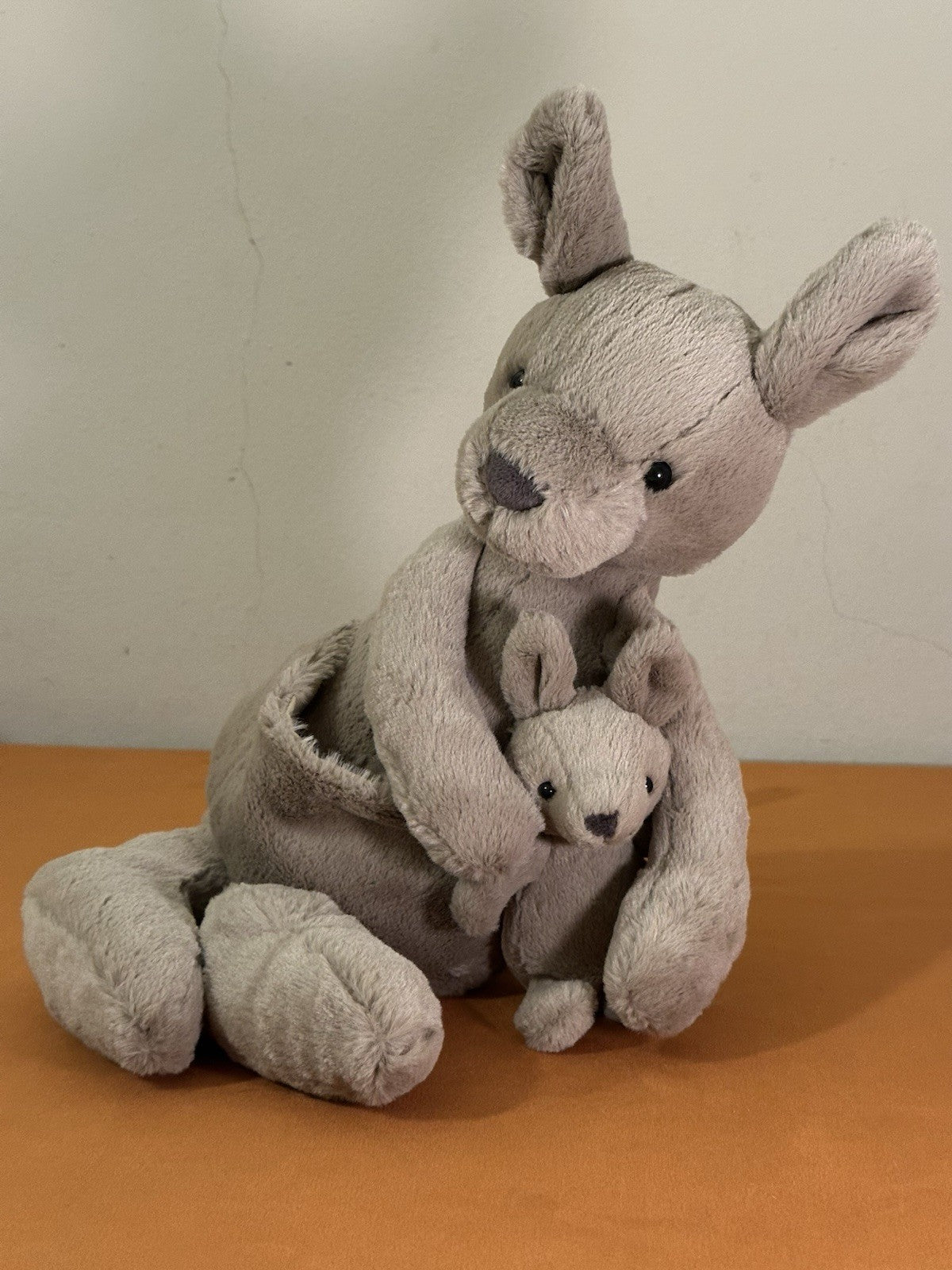 Peluche Jellycat Kara Canguro con Baby Joey nuovo senza etichette ritirato raro animale zoo cm.40-