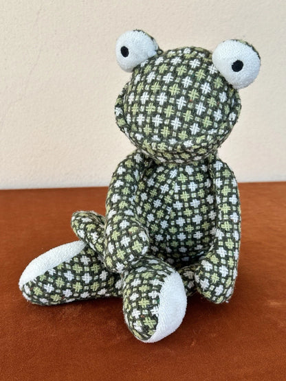 Jellycat Kooky Frog Vintage Green White Crosshatch Pattern Long Legs White Feet