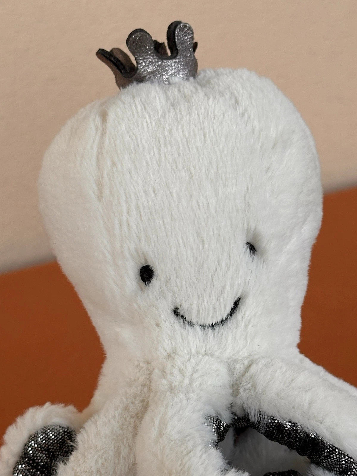 Jellycat Baby Cosmo Octopus BNWOT Tiny Crown White Squid Sea Creature Retired