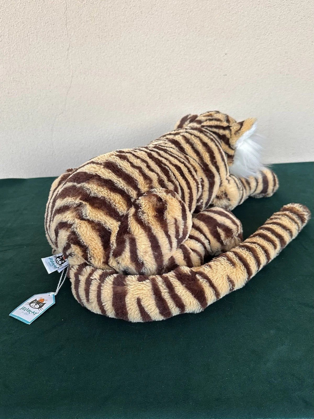 New Jellycat Large Taylor Tiger BNWT Striped Big Wild Cat Soft Toy Rare Retired