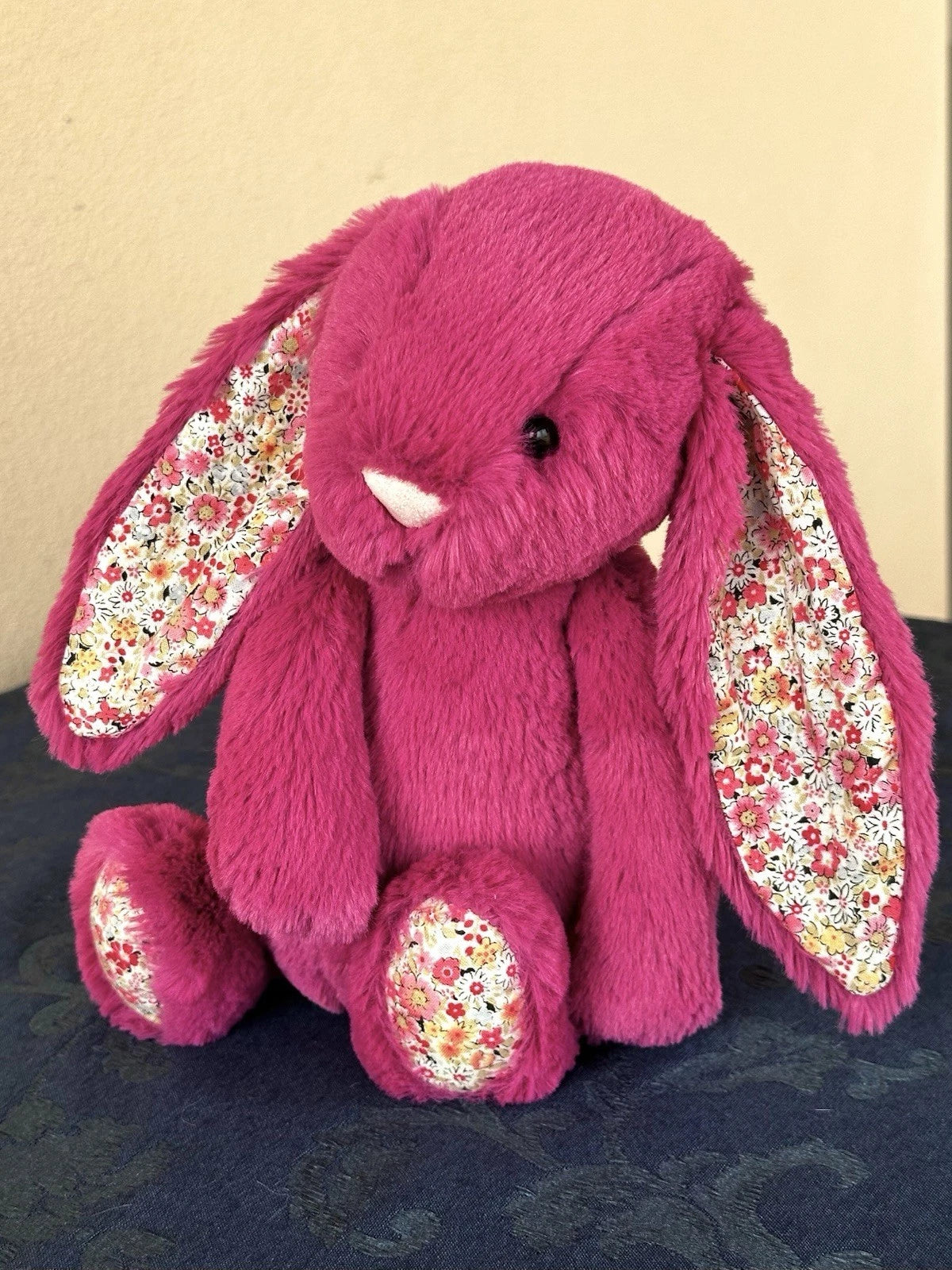 Jellycat Medium Bashful Rose Blossom Bunny Rare Retired Hot Pink Rabbit Plush