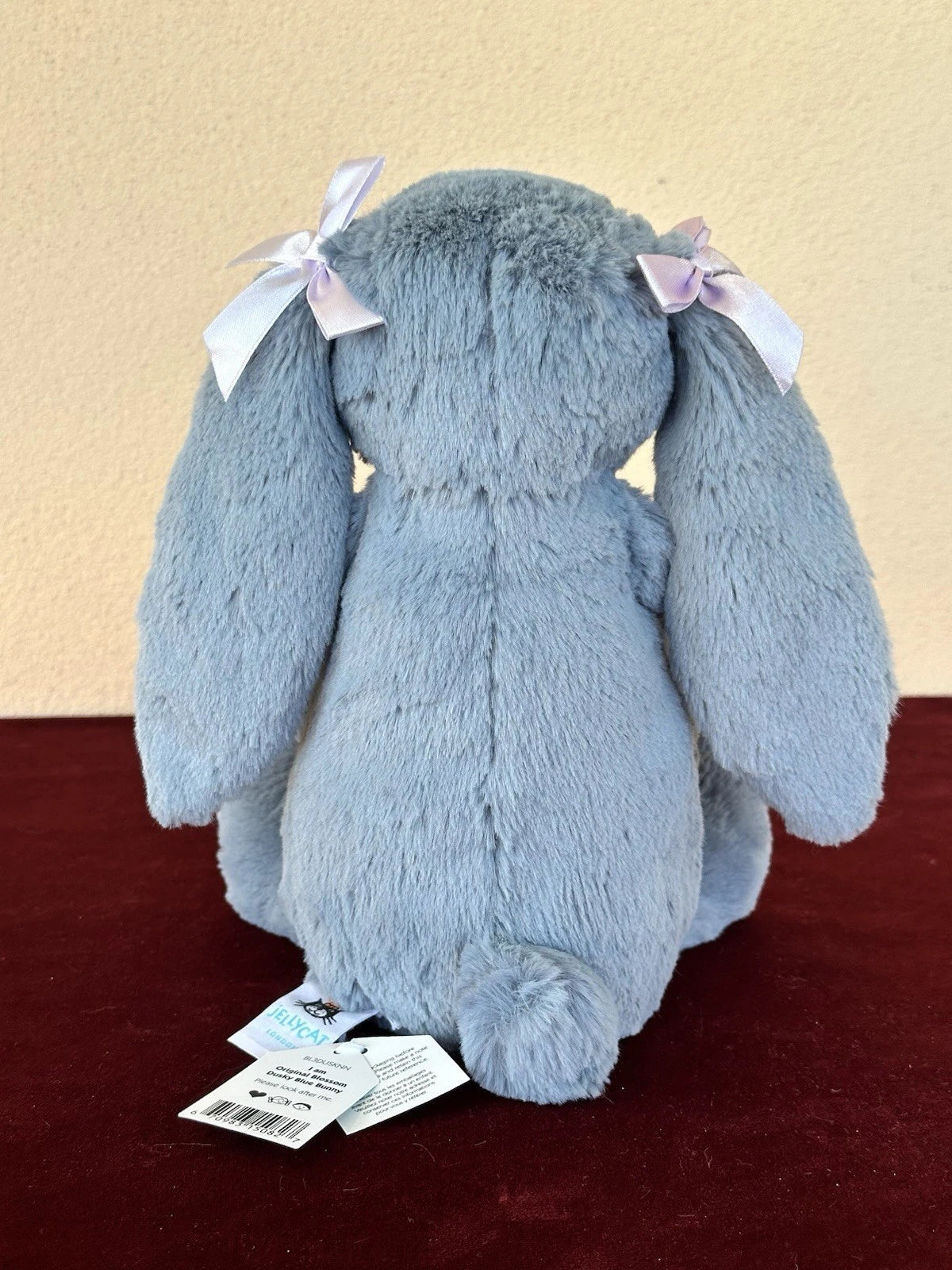 NUOVO coniglietto Jellycat Medium Bashful blu scuro fiori nuovo con etichette coniglio in pensione peluche
