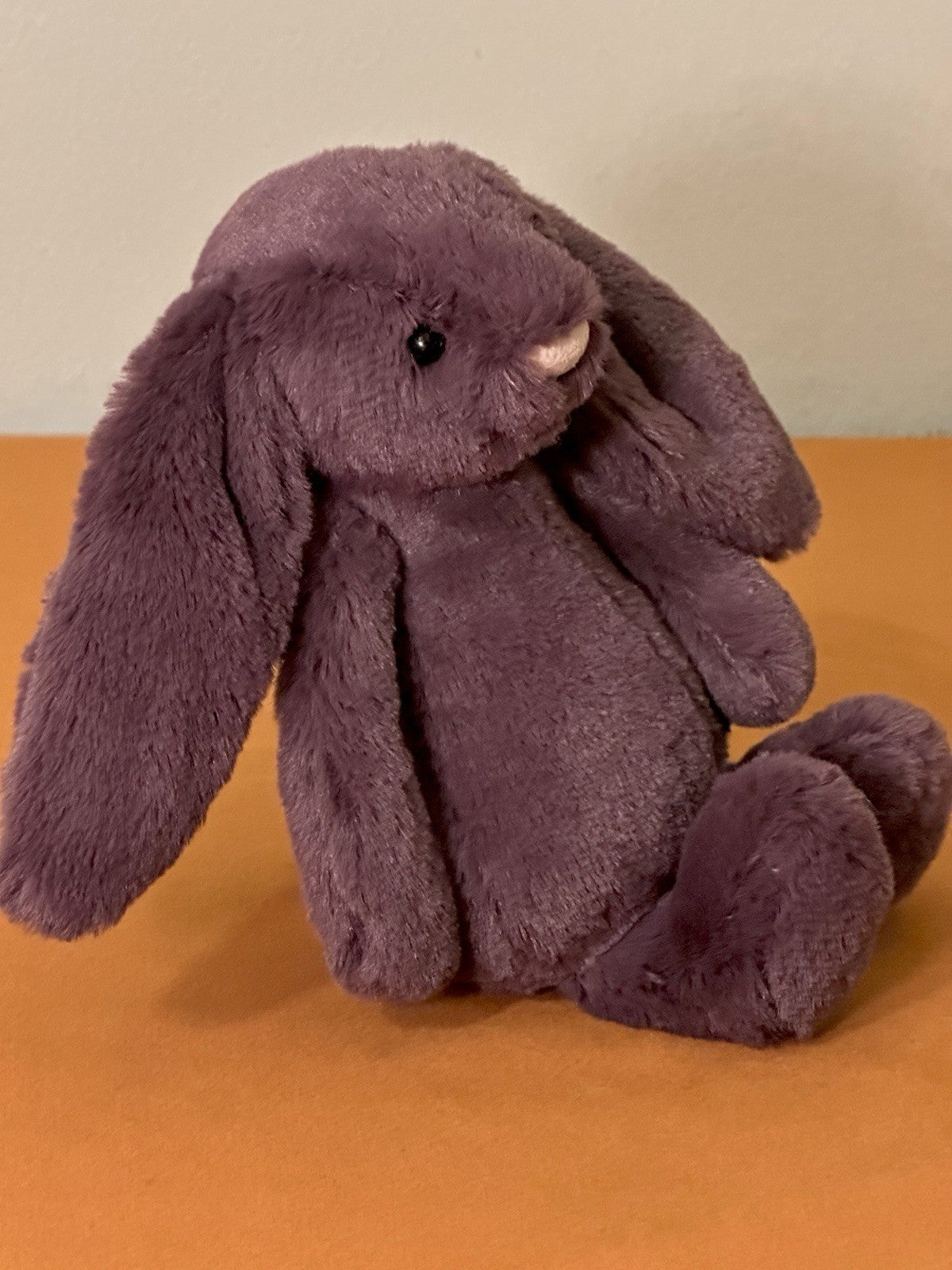 Peluche morbido Jellycat piccolo coniglietto prugne timido nuovo senza etichette coniglio prugna ritirato raro-