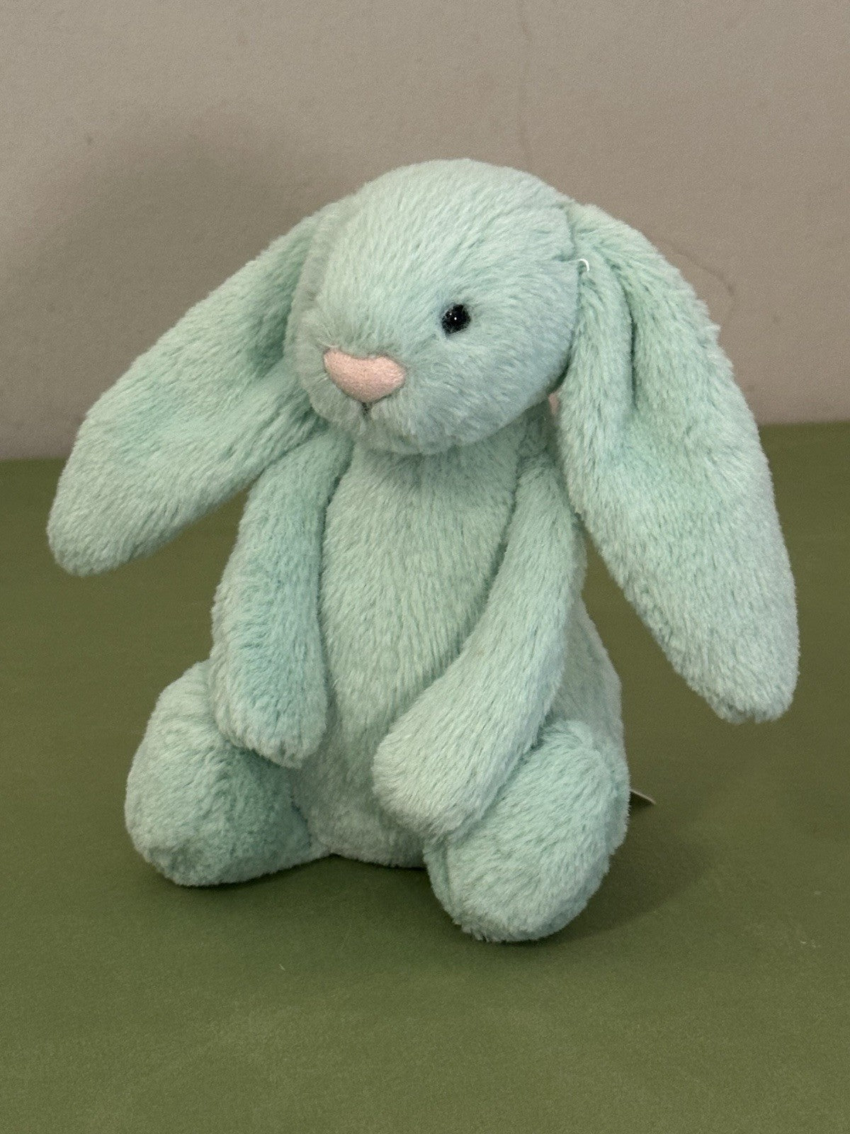 Peluche morbido coniglietto Jellycat piccolo timido come nuovo coniglio verde chiaro ritirato raro-