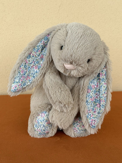 Jellycat Medium Bashful Beige Blue Blossom Bunny BNWOT Rare Retired Rabbit Plush
