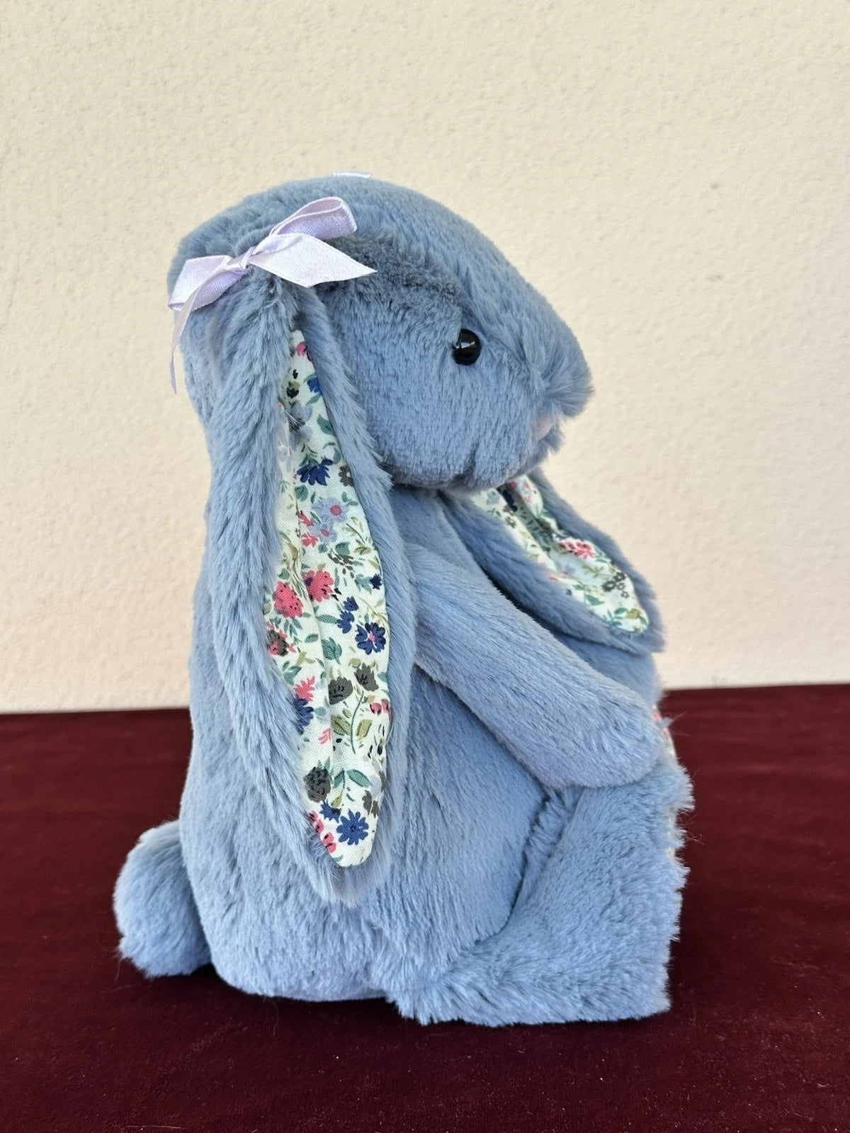 NUOVO coniglietto Jellycat Medium Bashful blu scuro fiori nuovo con etichette coniglio in pensione peluche