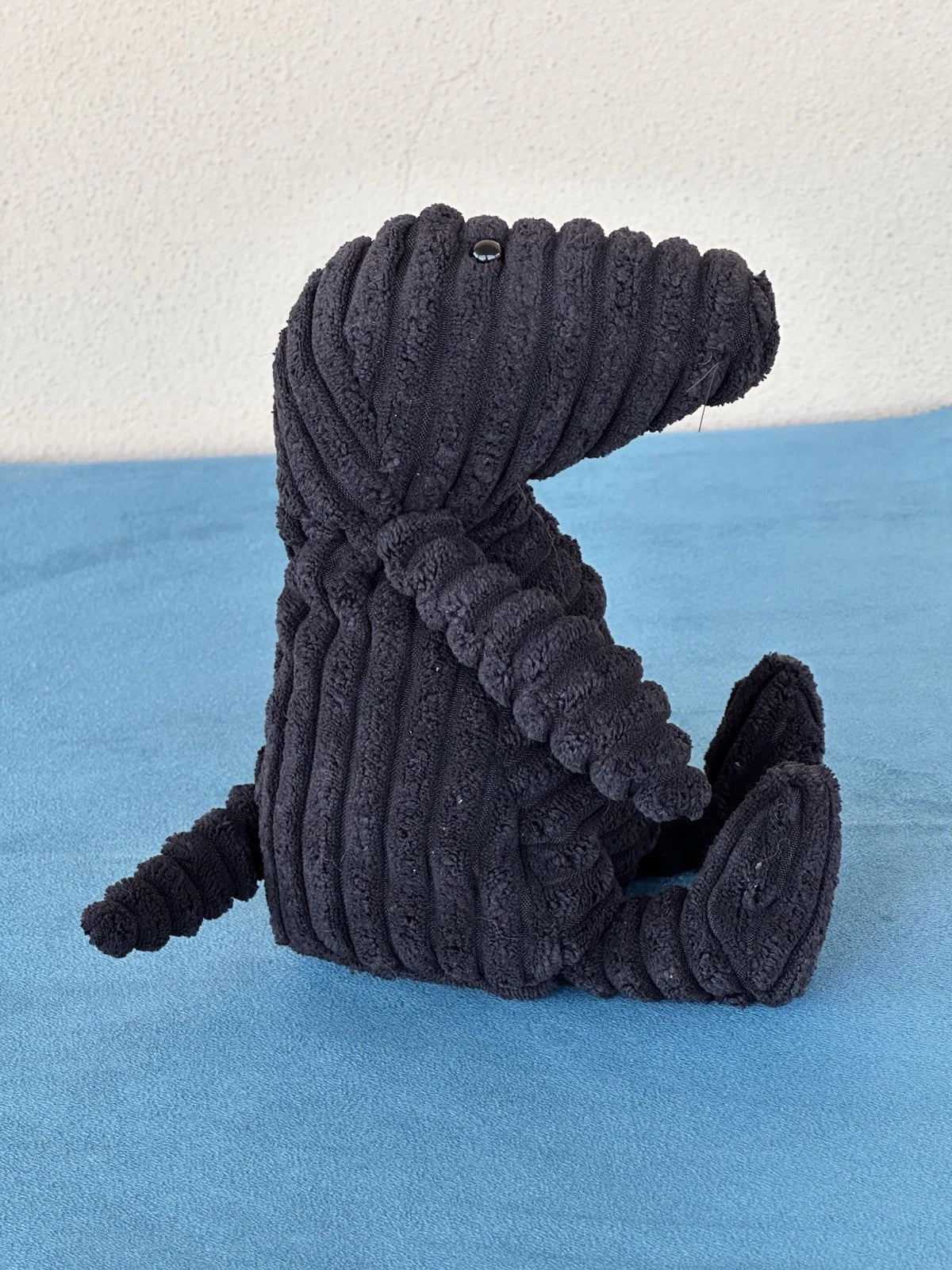 NUOVO Jellycat Small Cordy Roy Mole nuovo con etichette giocattolo morbido 9" nero velluto a coste