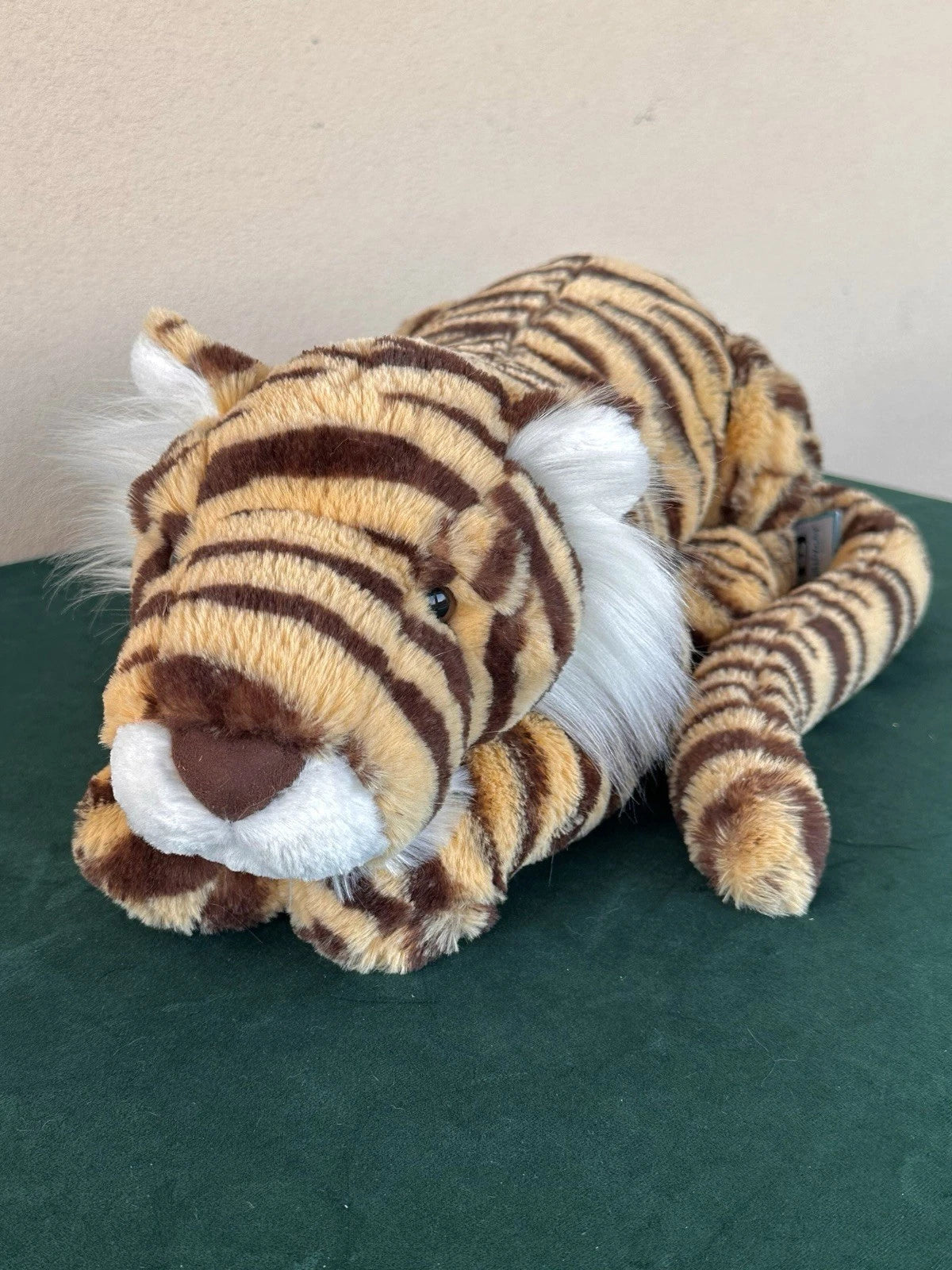 New Jellycat Large Taylor Tiger BNWT Striped Big Wild Cat Soft Toy Rare Retired