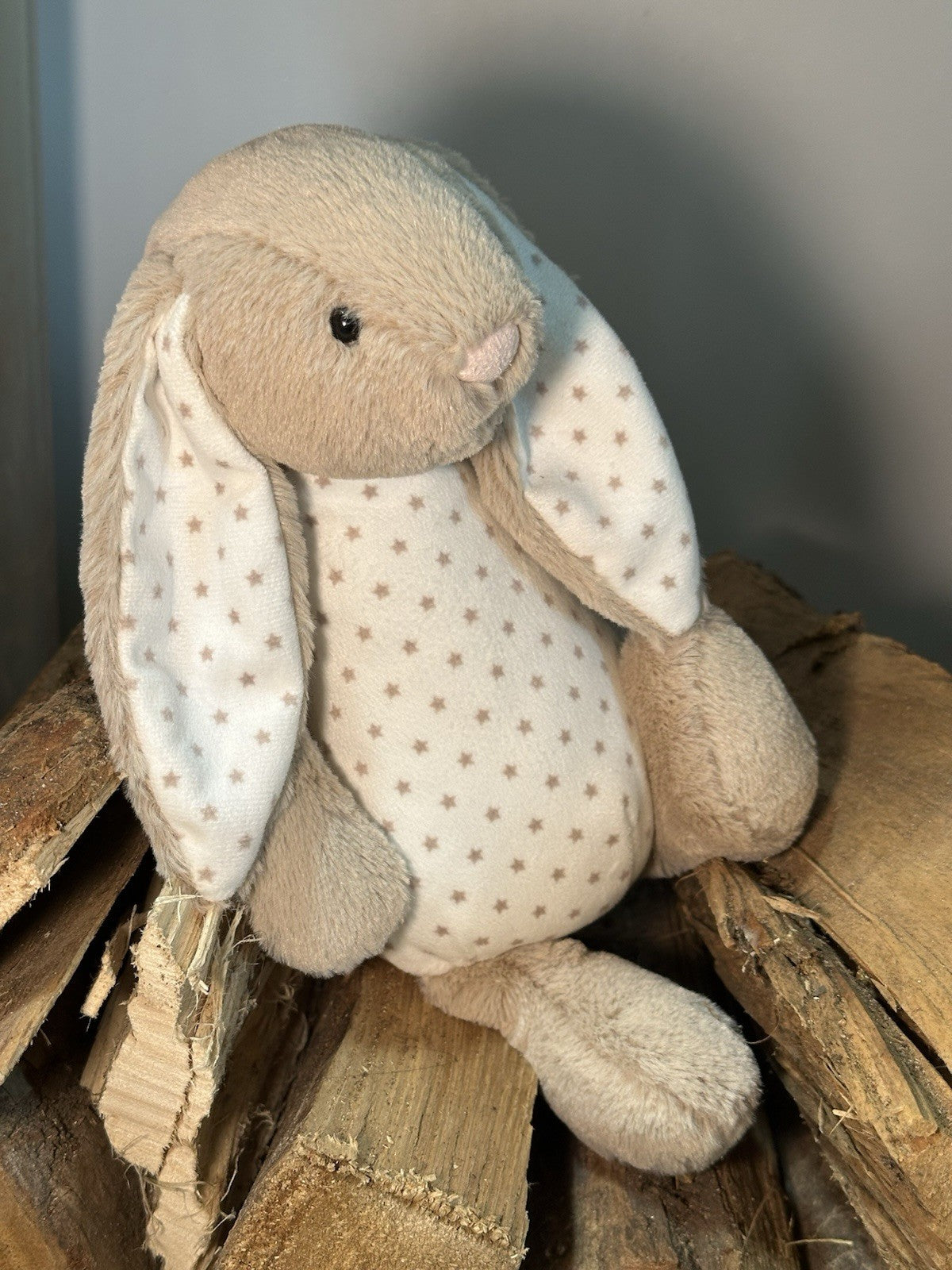 Peluche Jellycat Medium Bashful Starry Bunny nuovo senza etichette coniglio beige in pensione giocattolo morbido-
